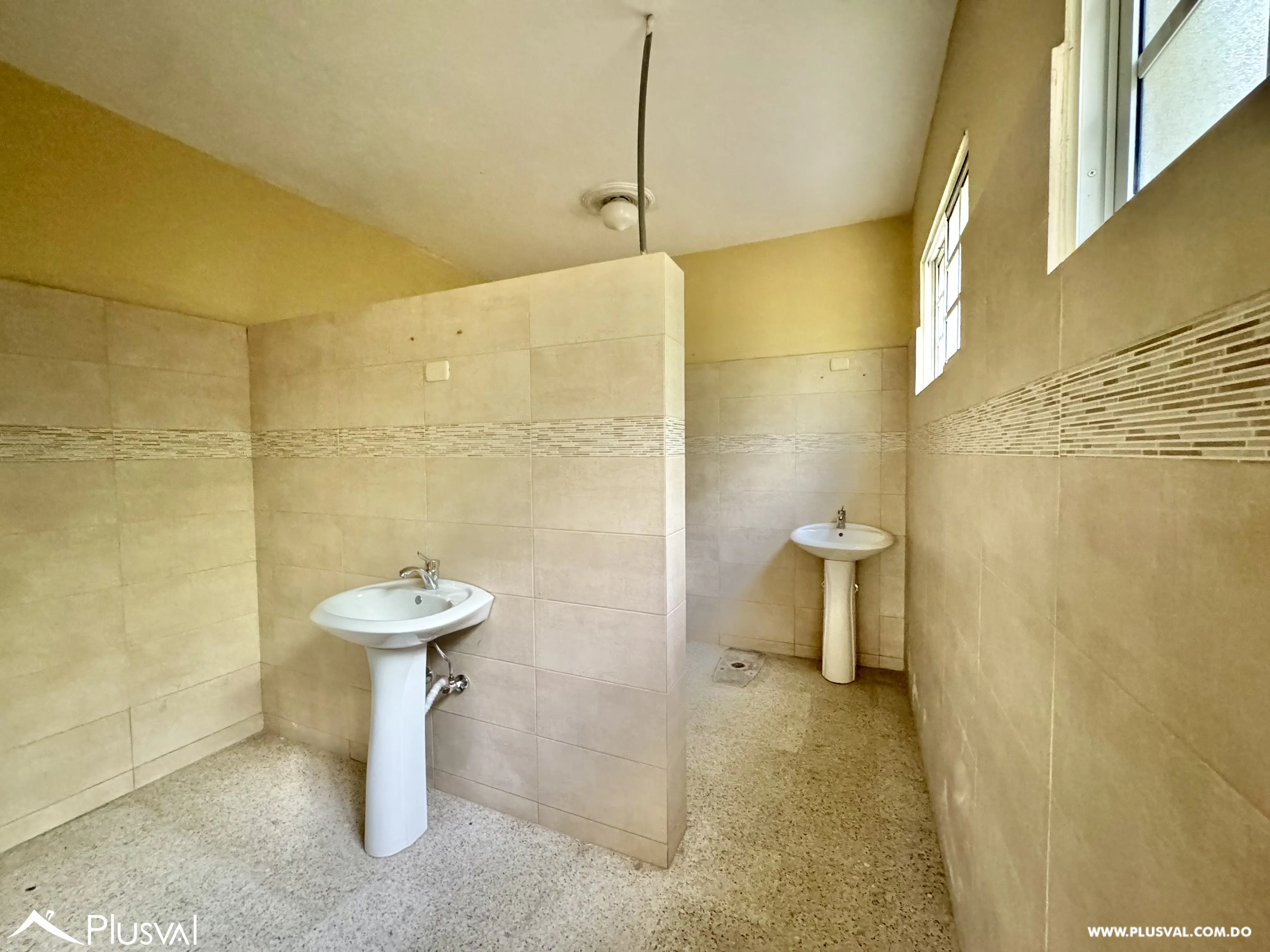 Vendo Maravillosa Casa de 2 Niveles en Los Cacicazgos 519161