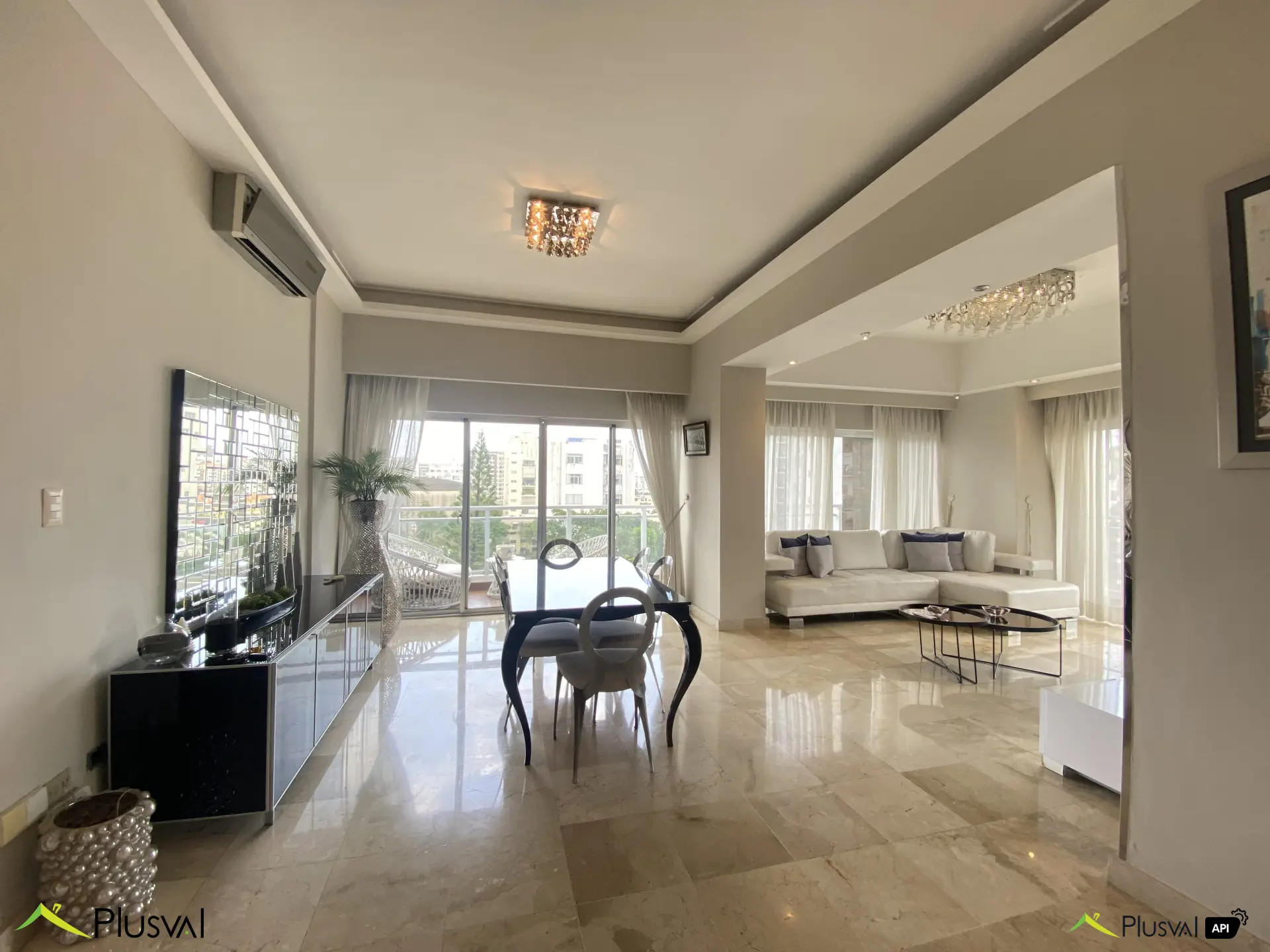 Apartamento en alquiler Totalmente Amueblado en Evaristo Morales 445332