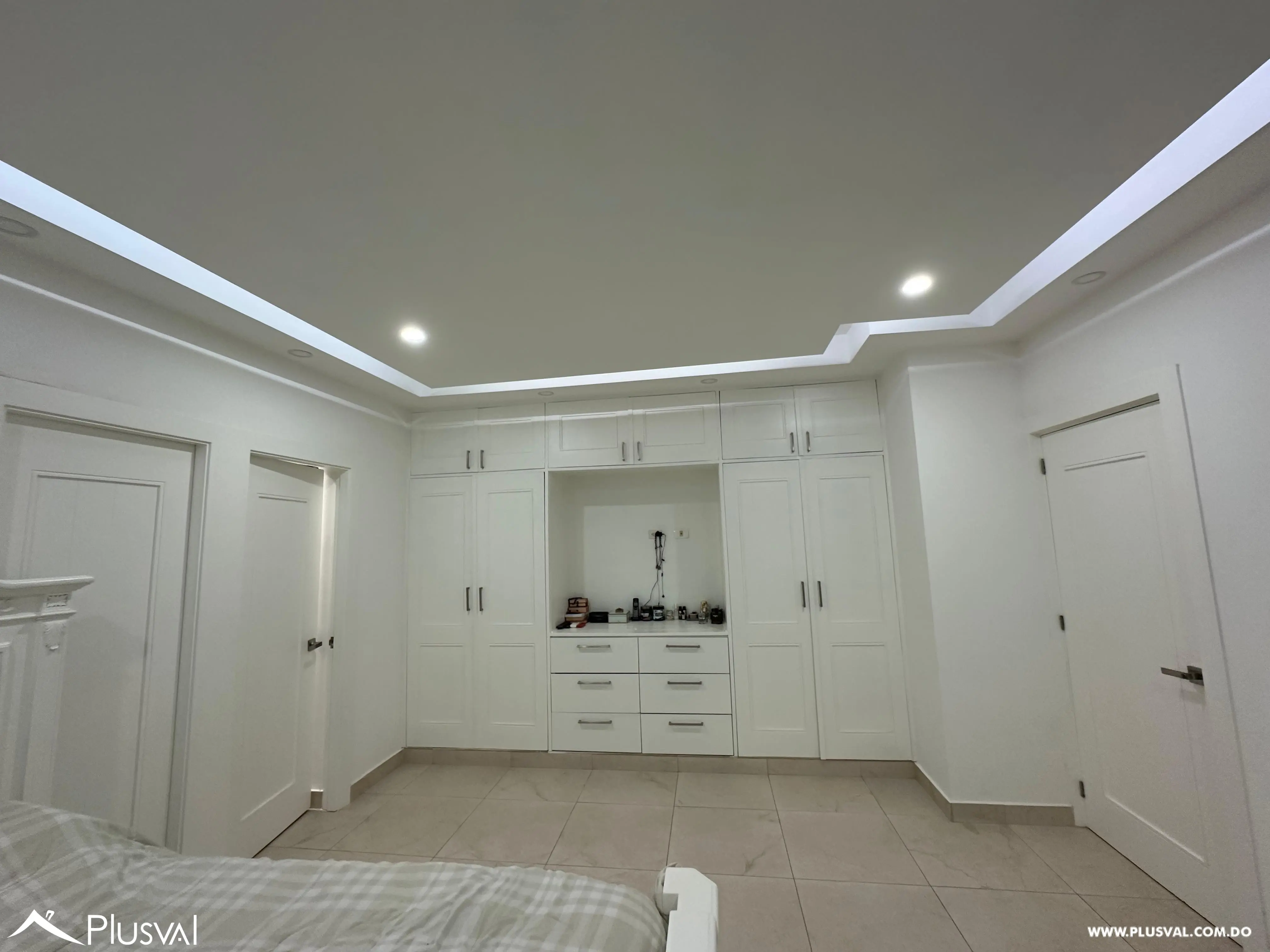 SE RENTA APARTAMENTO CON LINEA BLANCA INCLUIDA 463537