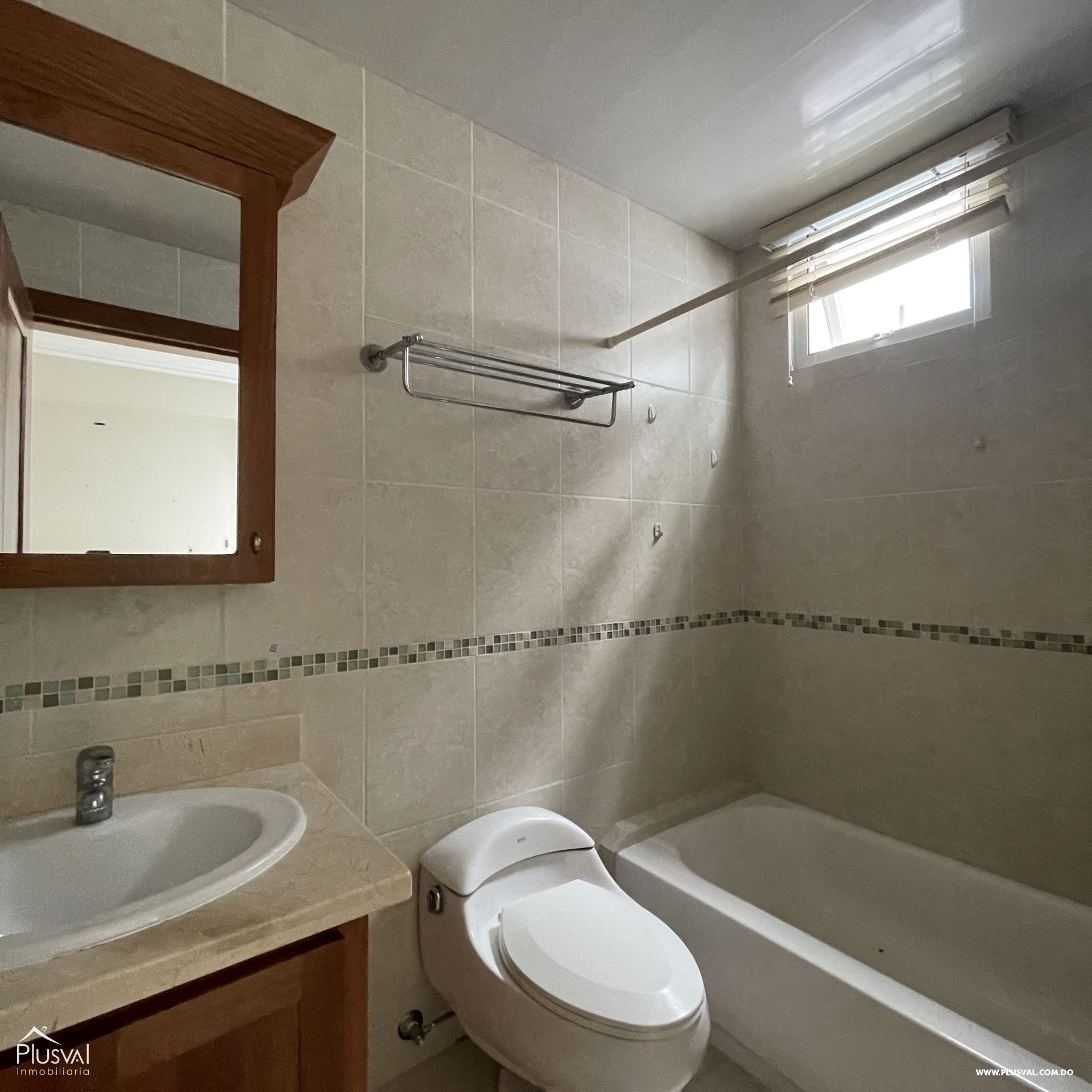 Alquiler Apartamento con Piscina Arroyo Hondo Viejo 3 Habs, 3 parqueos y Terraza 394082