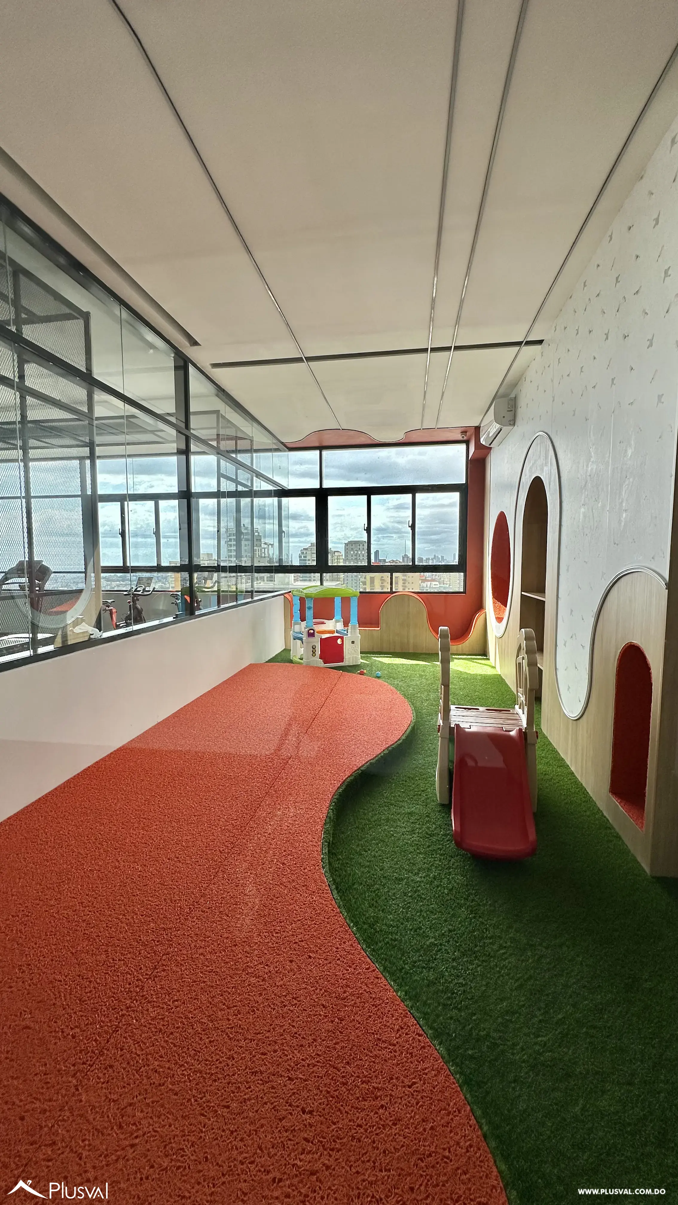 Apartamento Nuevo en Torre Moderna en La Esperilla, Piso Alto con Gran Balcón y Vistas al Mar 493507