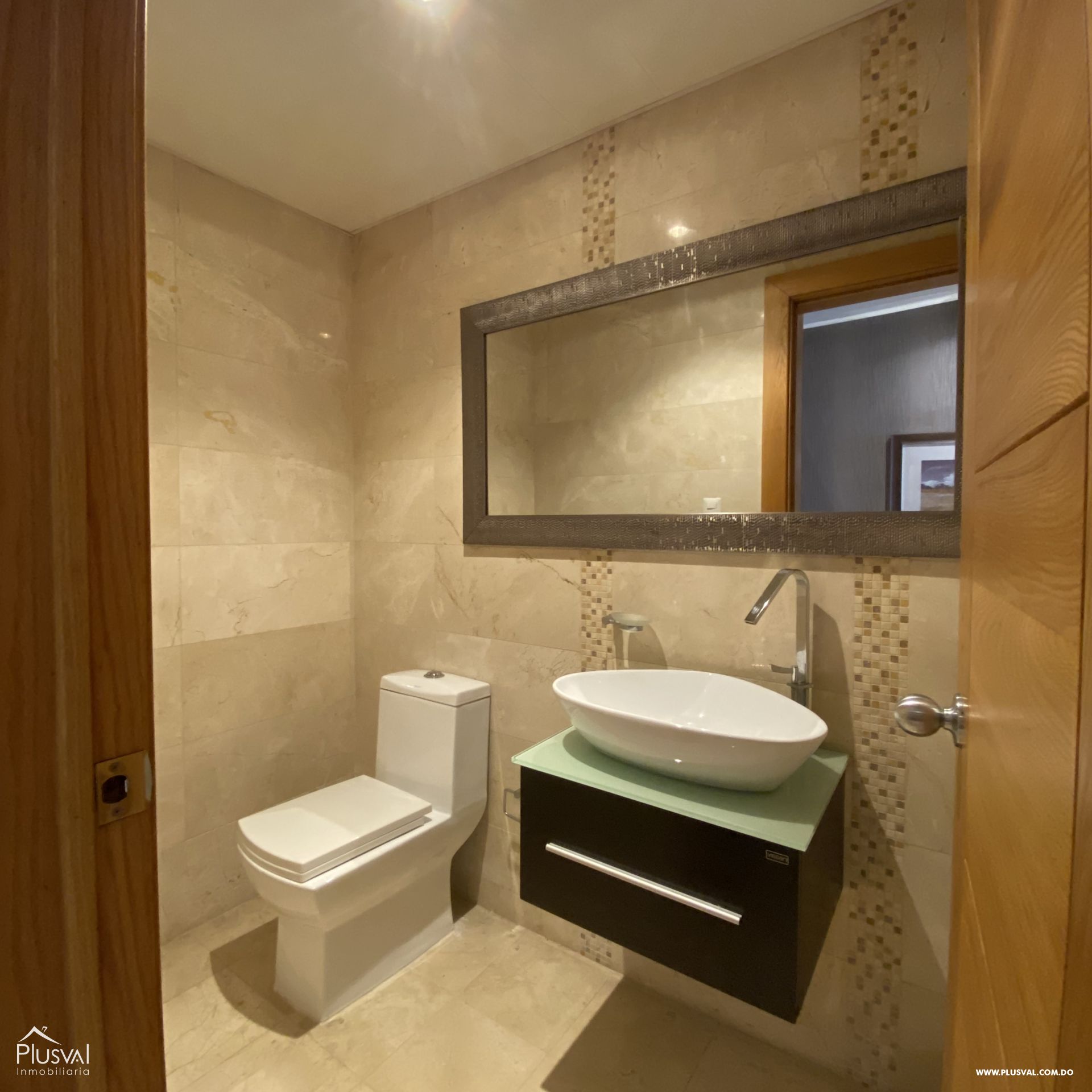 Alquilo Excelente Apartamento en el Corazón  Piantini 430608