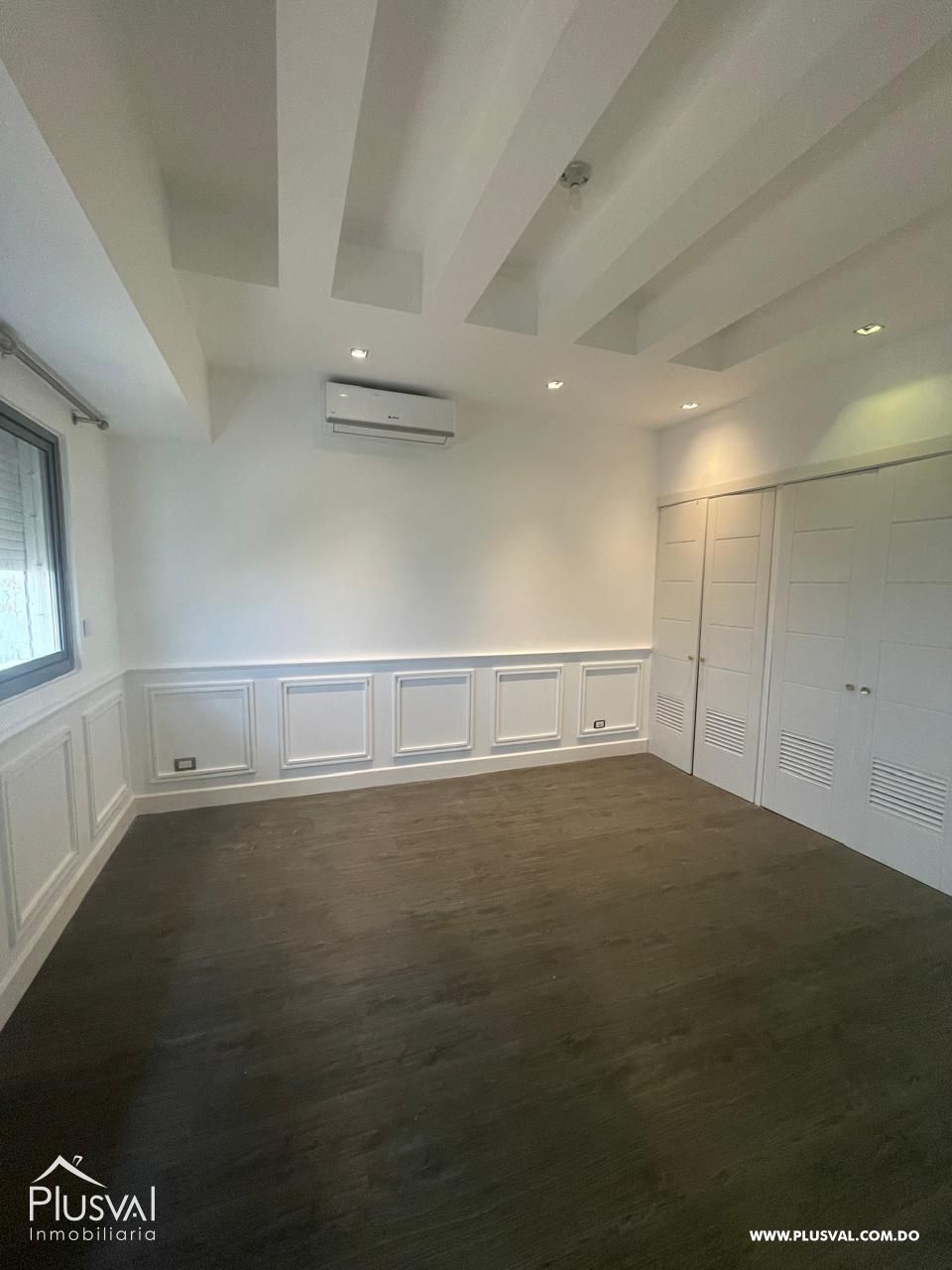 Penthouse de lujo en alquiler en Evaristo Morales 462015