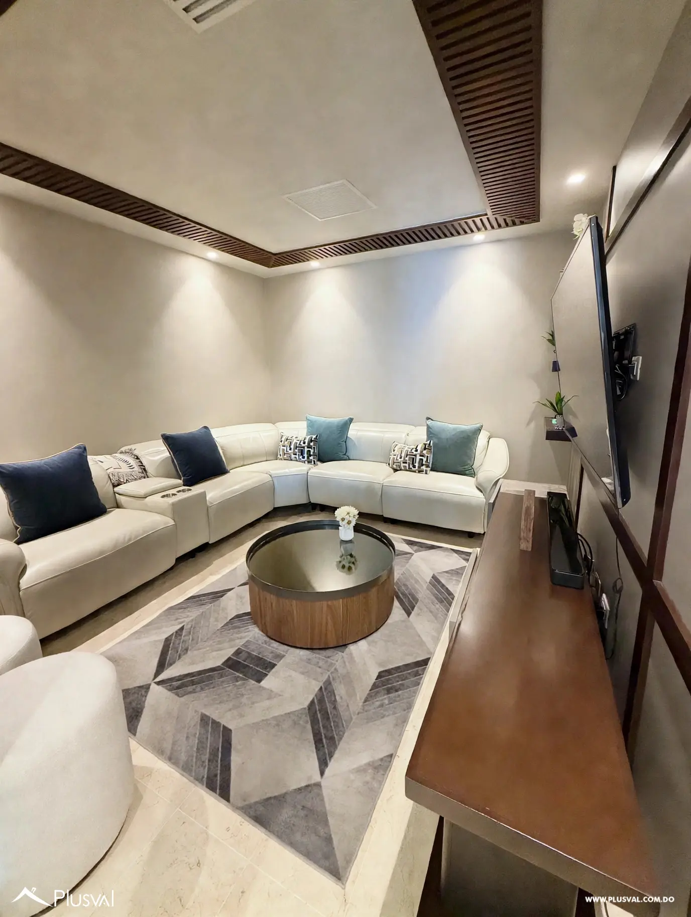 Exclusivo pent-house ubicado en el prestigioso sector de Serralles. 529641