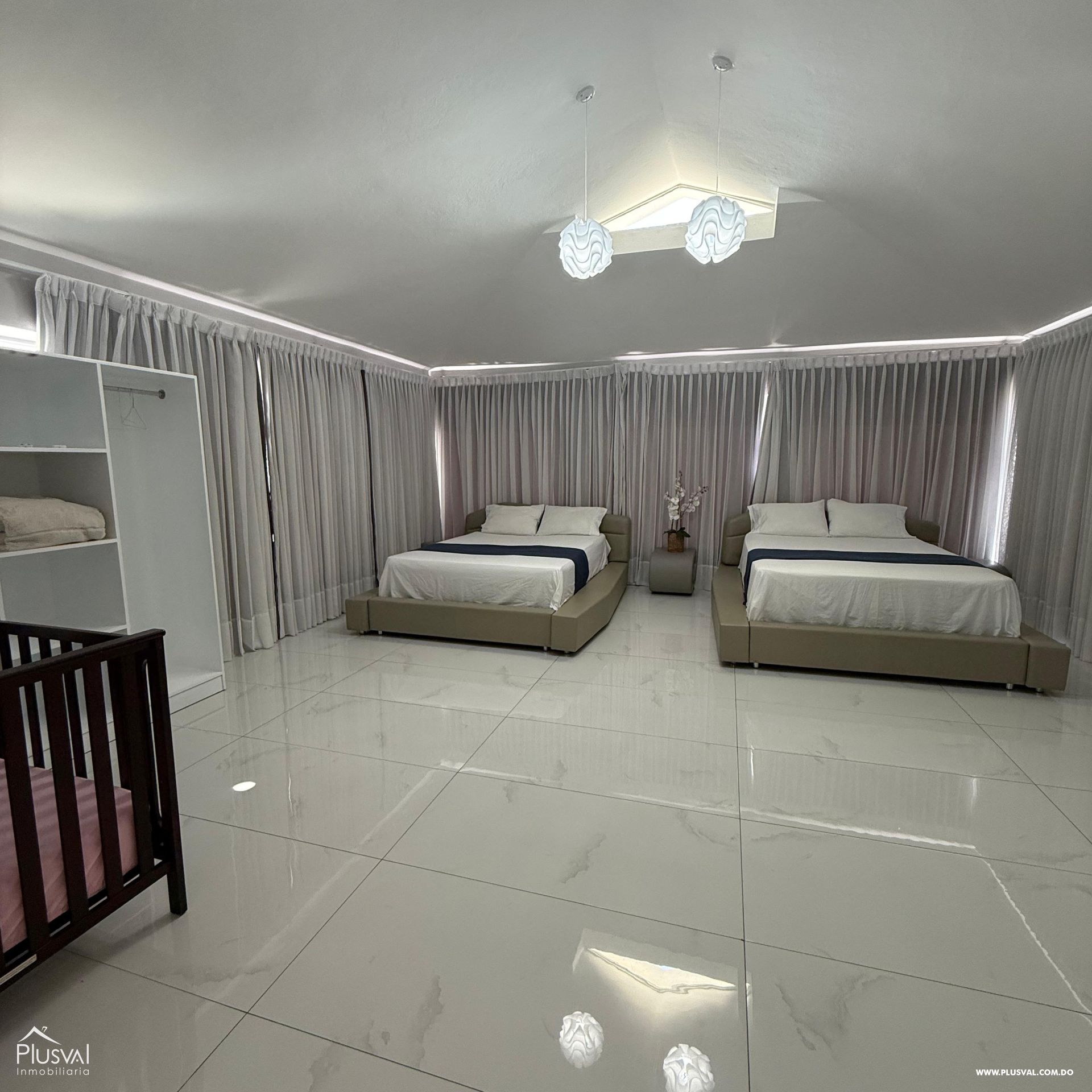 Casa en Venta con Amplios Espacios ubicada en Cerro Alto 410857