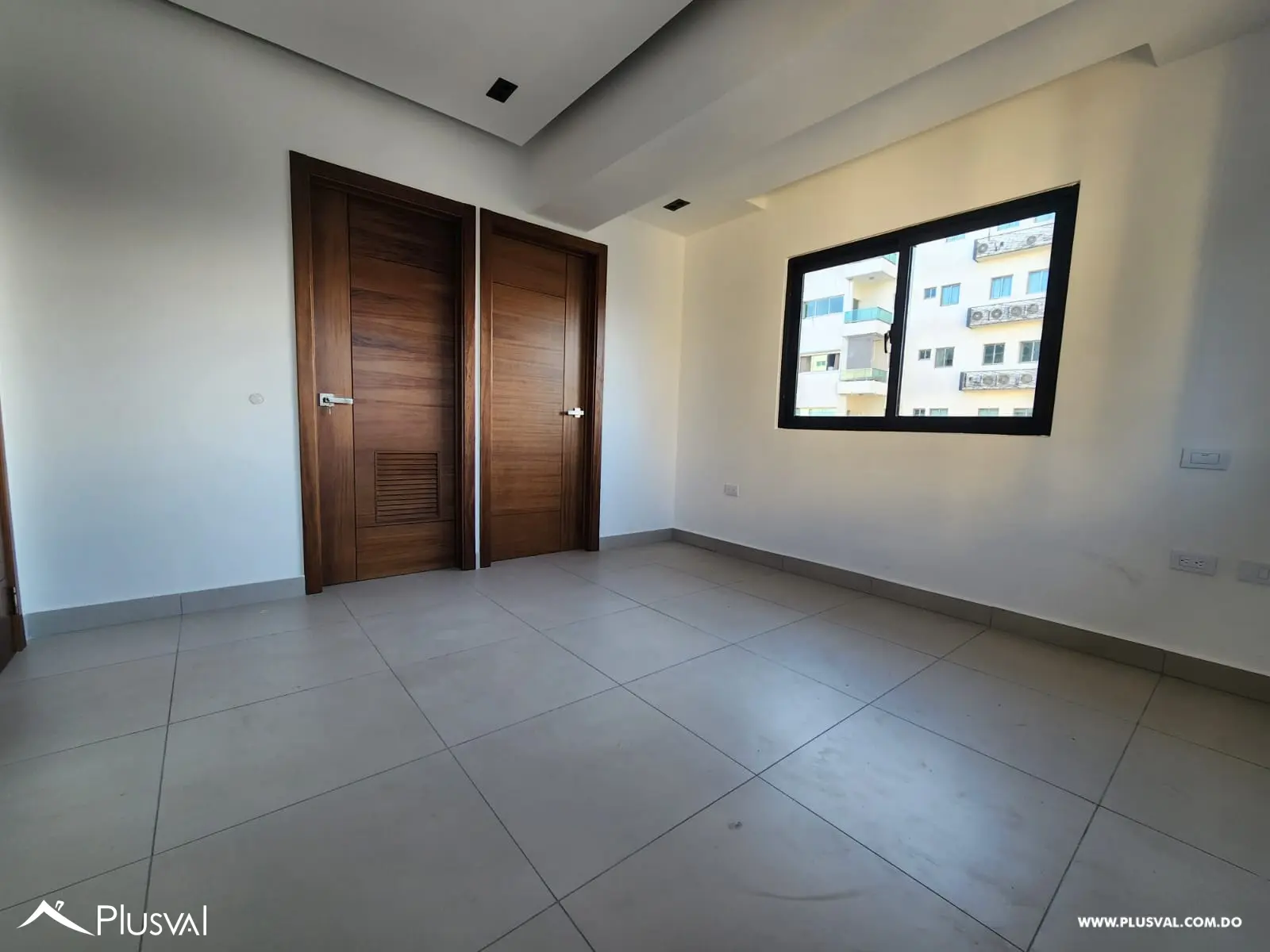 Apartamento en alquiler en Evaristo Morales 495641