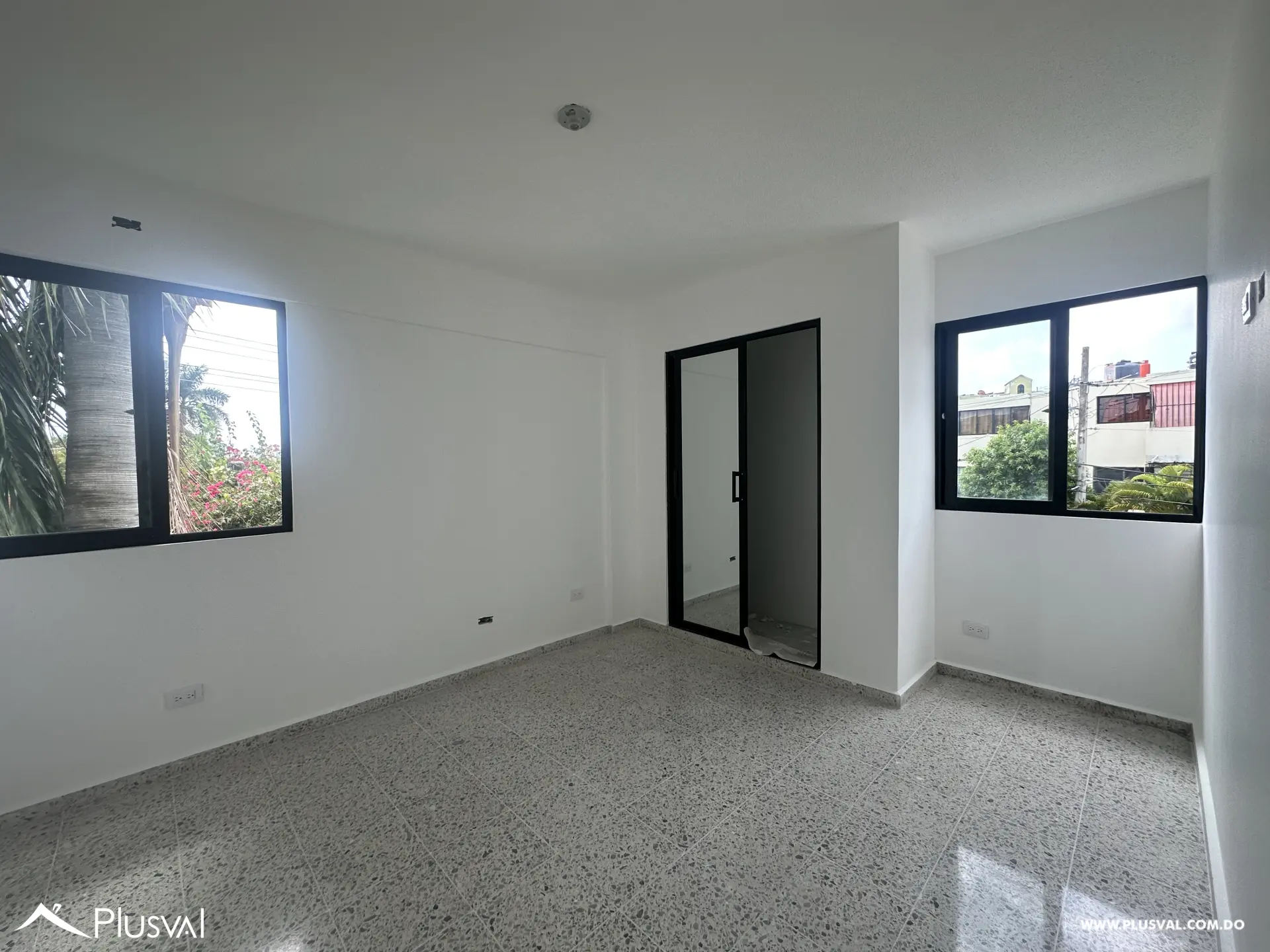 Apartamento Remodelado en Venta. 465477