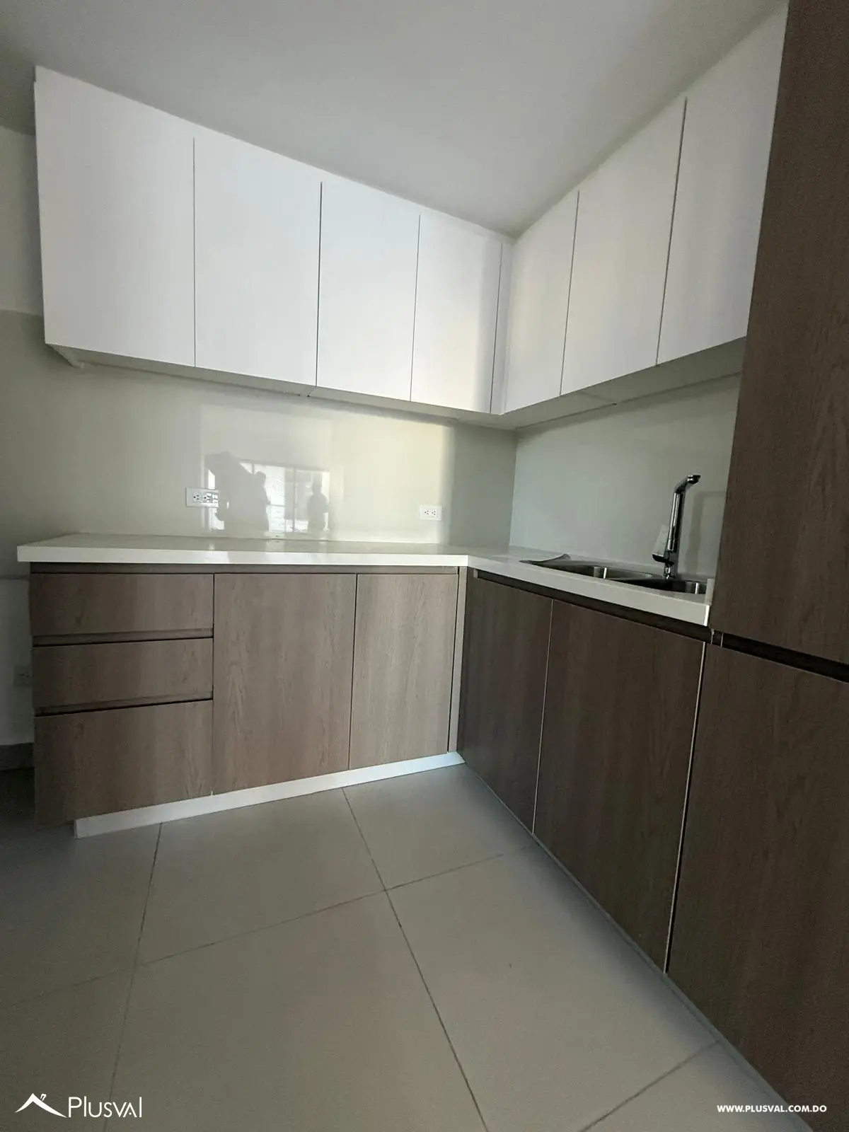 Apartamento en alquiler en Evaristo Morales 503897