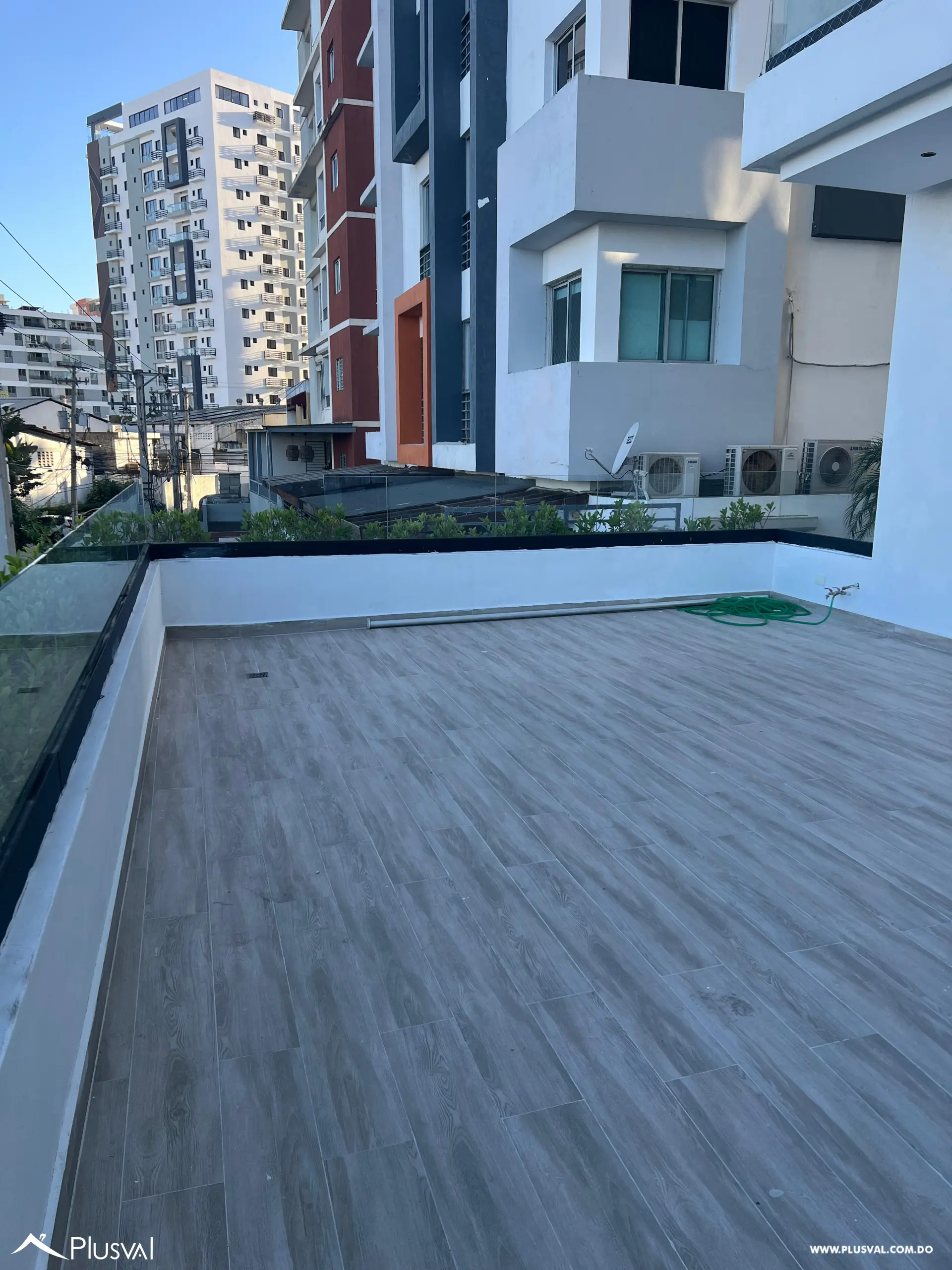 Apartamento con terraza en Serralles 478686