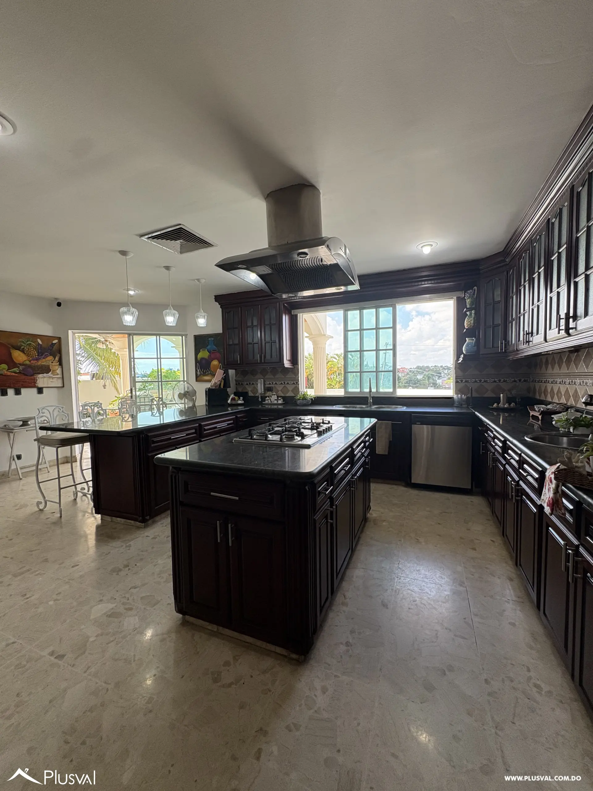 Casa en venta en Altos de Arroyo Hondo III con piscina y hermosa vista. 484712