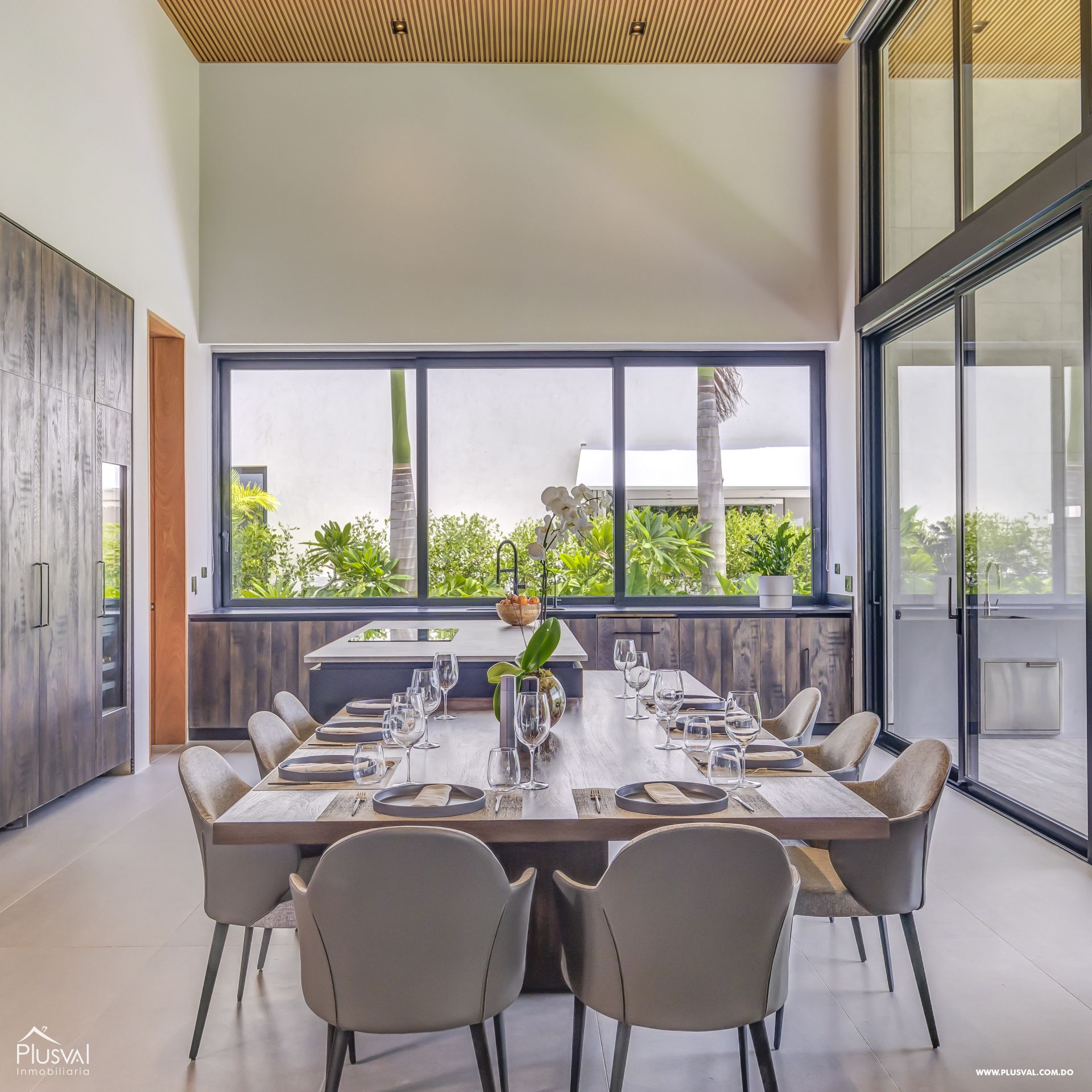 Modern Luxury Villa in Hacienda on sale, Punta Cana Resort. 370654