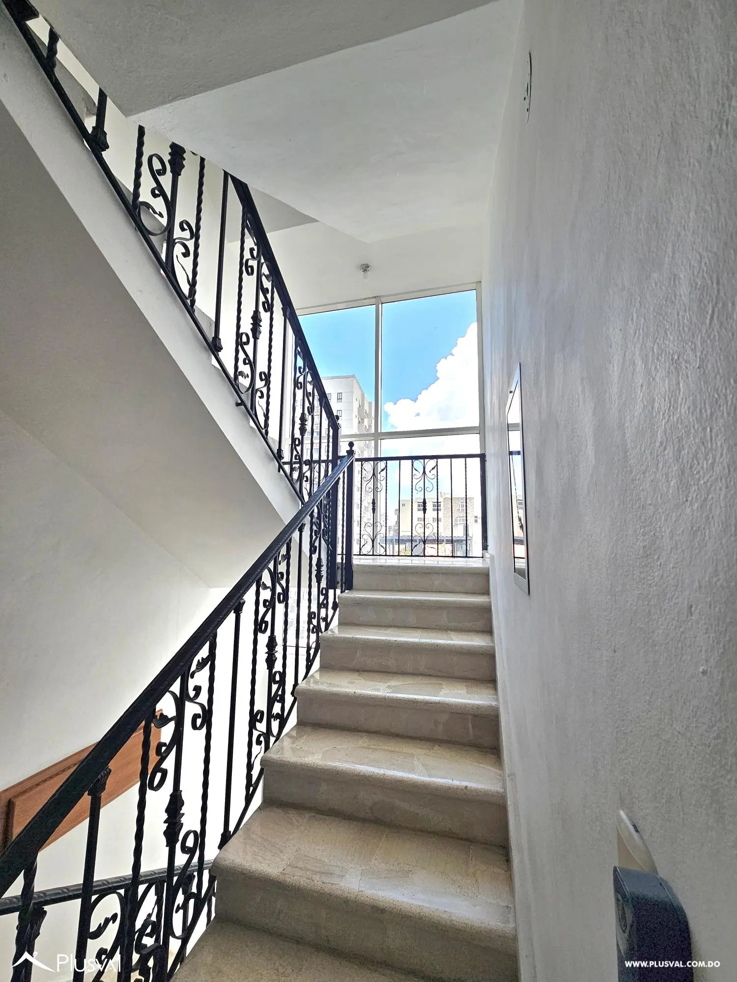 Apartamento ubicado en el prestigioso Distrito Nacional 461818