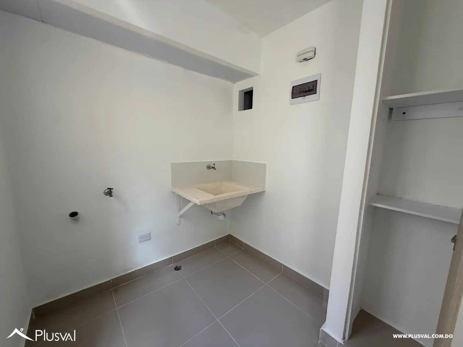 Venta de apartamento en San Isidro de 3 habitaciones 519993