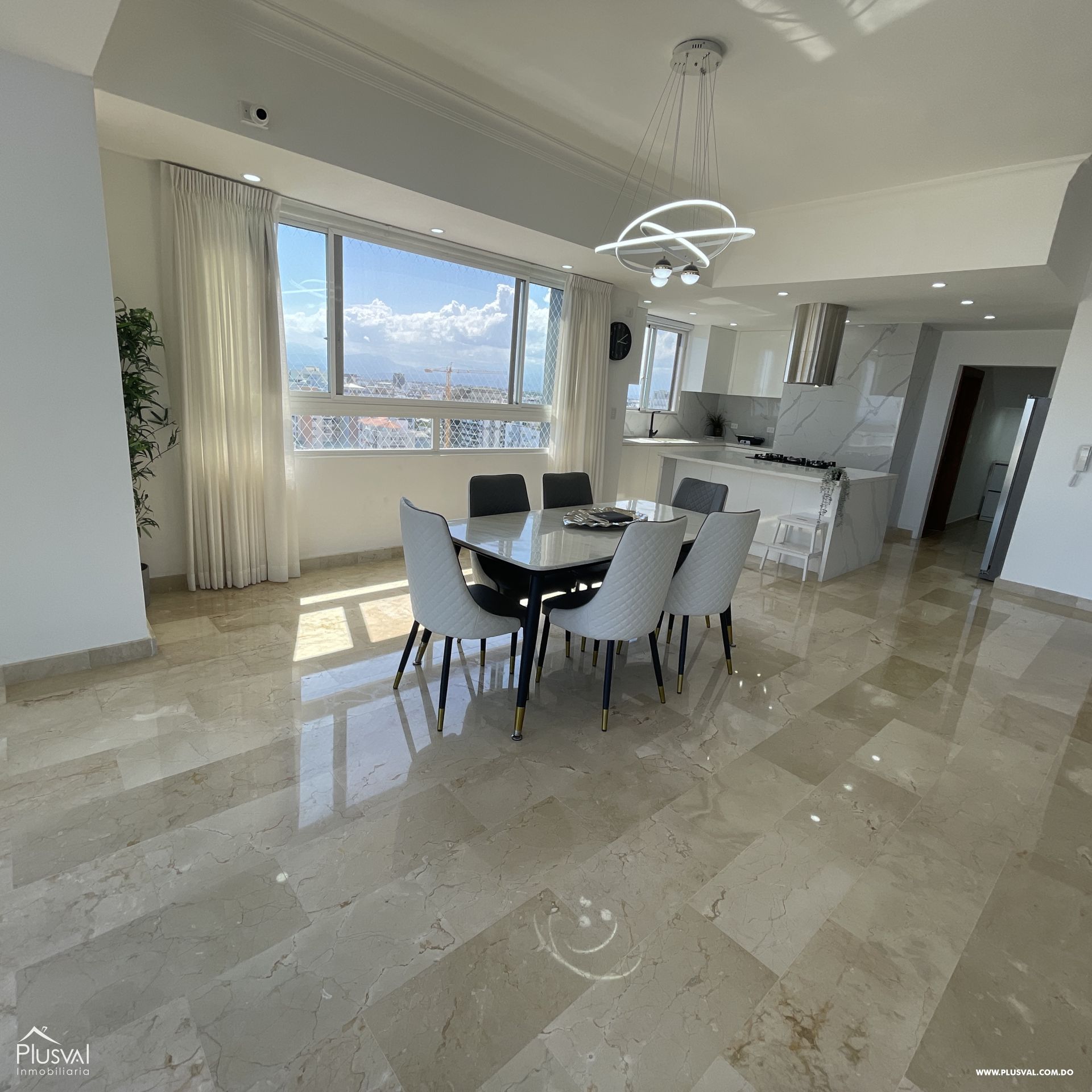 Apartamento tipo PH en Evaristo Morales con excelentes vistas 432863