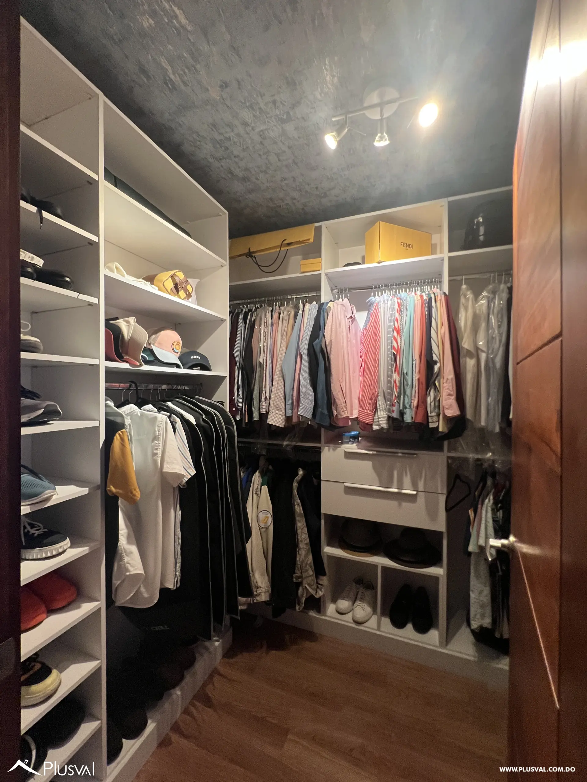 Acogedor apartamento en venta ubicado en  Evaristo Morales. 512191