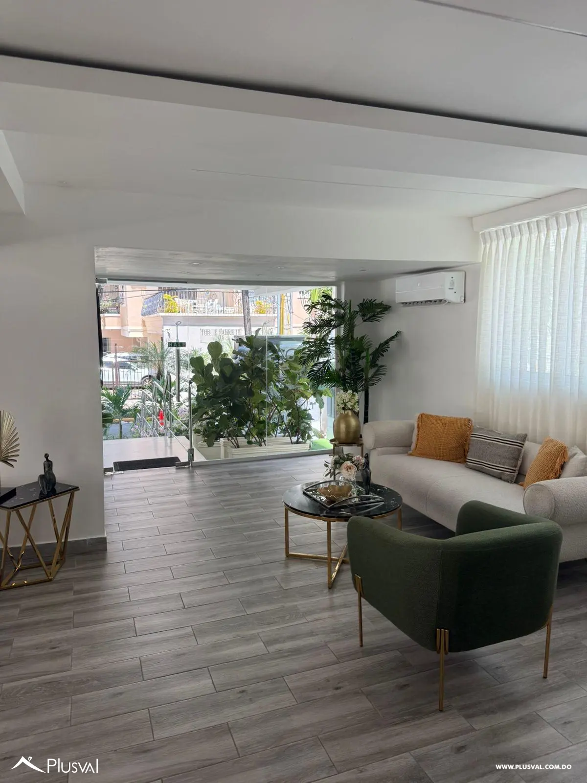 Apartamento en alquiler en el sector de Bella Vista! 461814