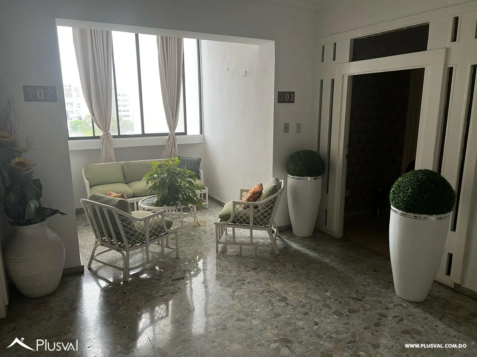 Amplio Apartamento en Venta de 4 Habitaciones en Evaristo Morales 477628