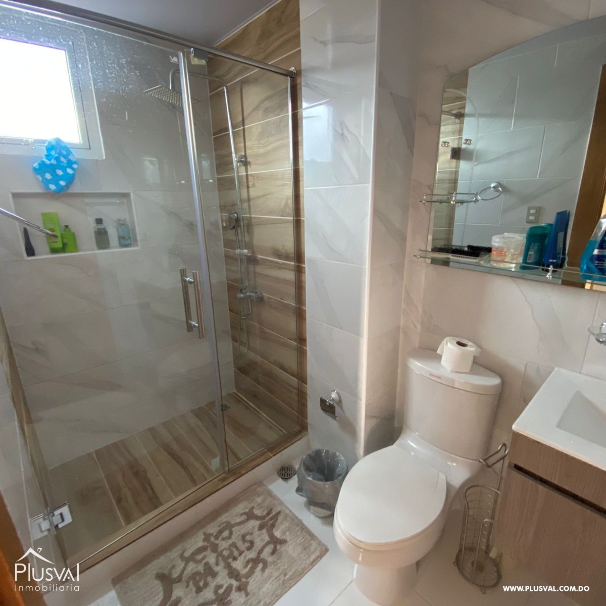 Amplio y cómodo apartamento en una zona atractiva y cercana a los puntos mas importantes de la ciudad, Reparto Imperial 316127