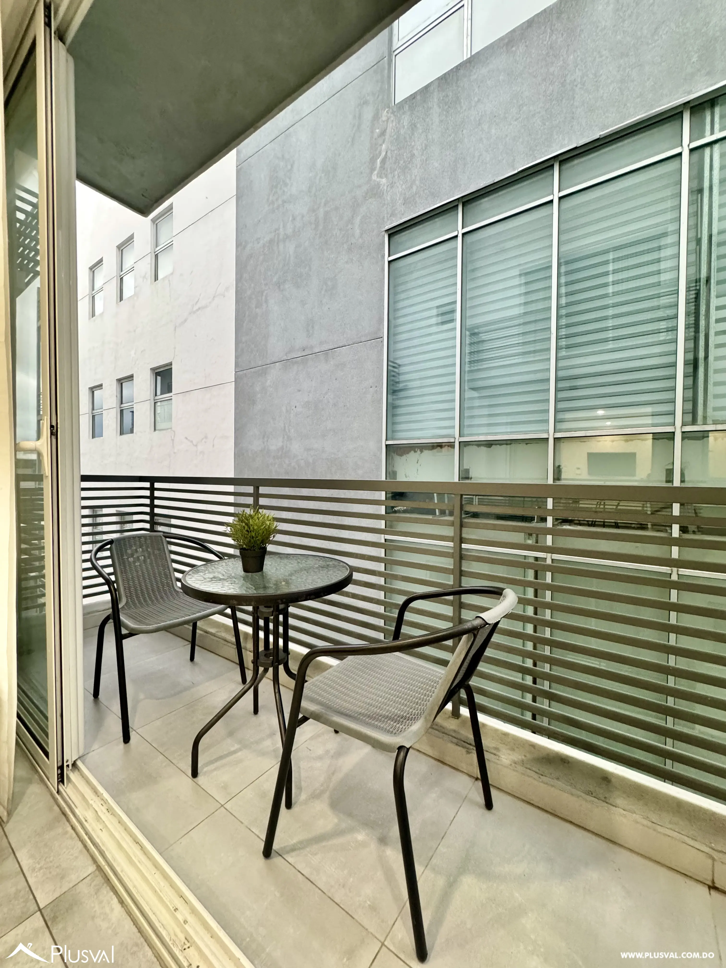 Alquilo Maravilloso Apartamento Amueblado de 1 hab. en Piantini 504161