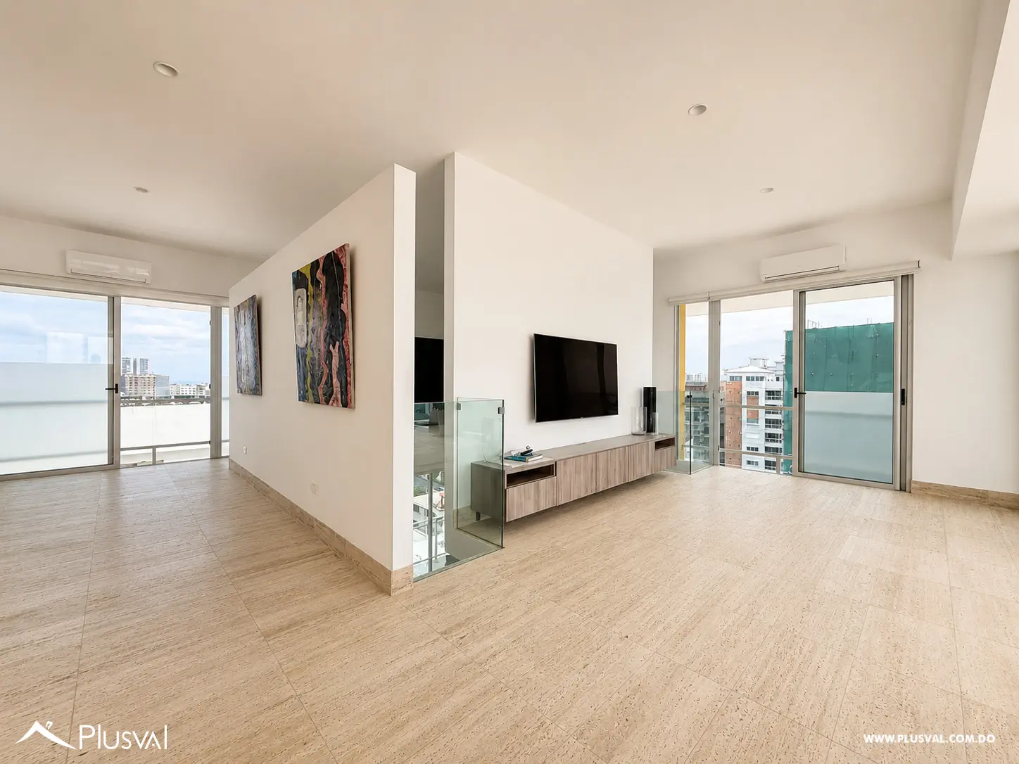 Penthouse Dúplex Amueblado en Alquiler | Evaristo Morales 516829