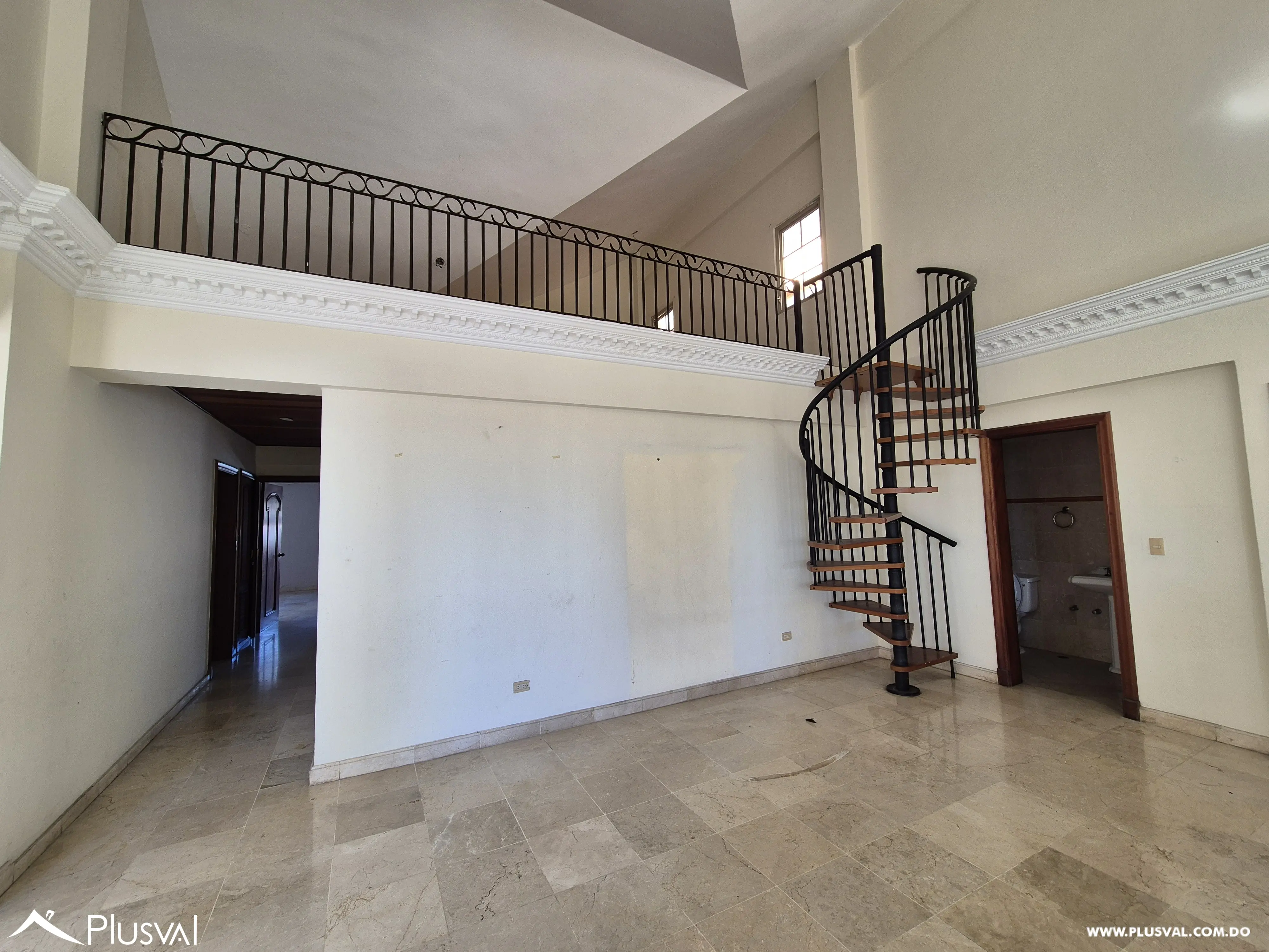 Apartamento tipo PentHouse de venta en Naco 483203