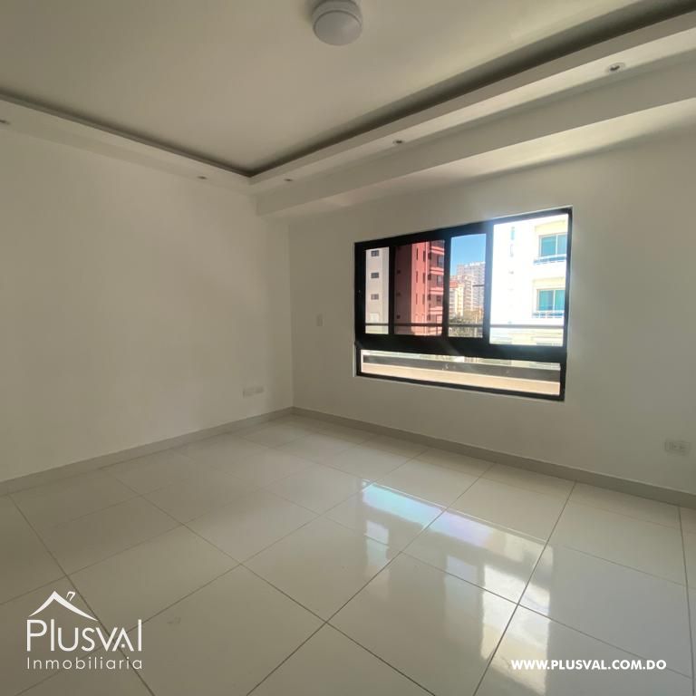 Moderno y Amplio Apartamento con Linea Blanca 263248