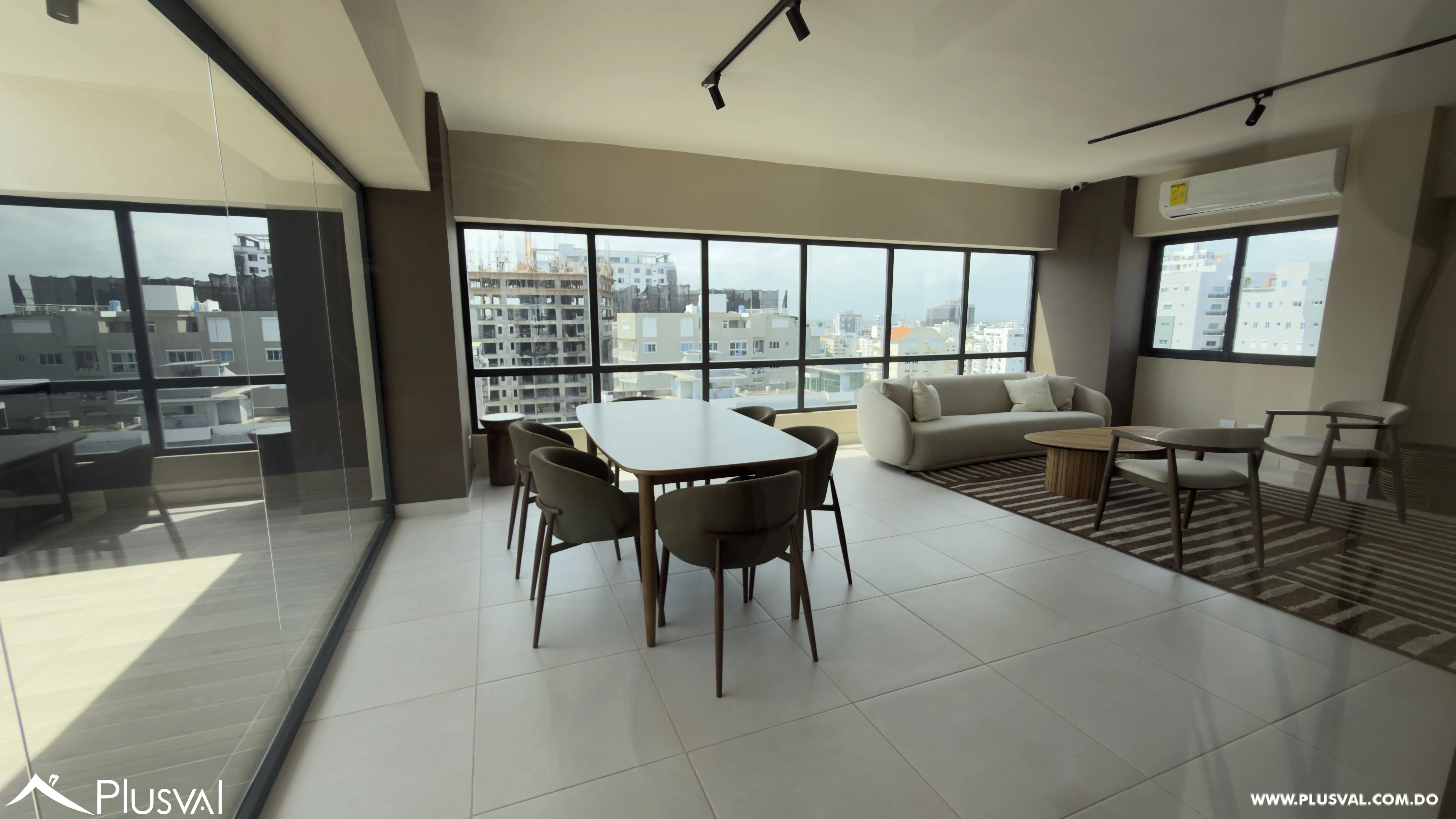 Apartamento en alquiler en Naco 512531