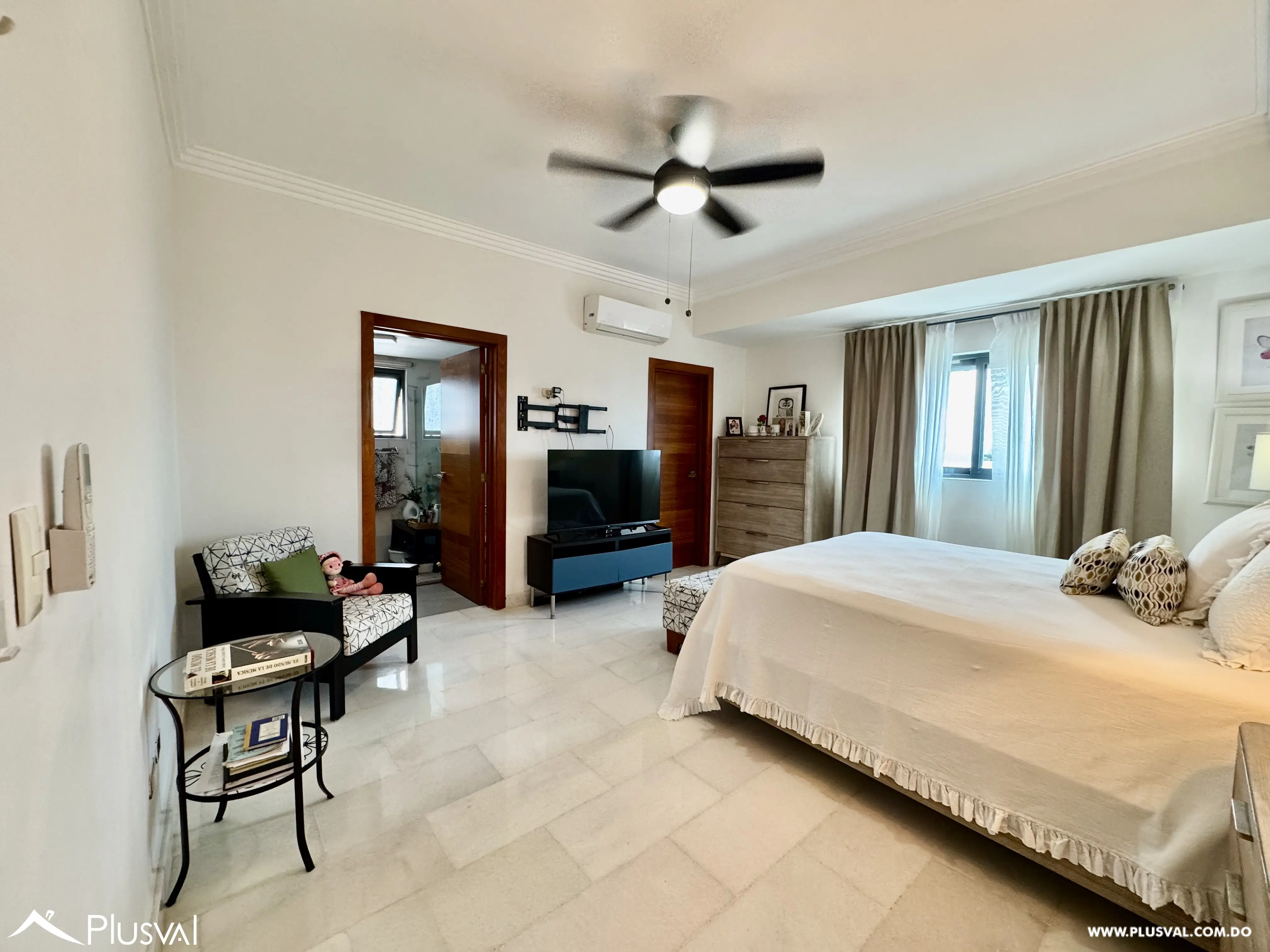 Vendo Maravilloso y Amplio Apartamento con Vista Mar en La Esperilla 490679