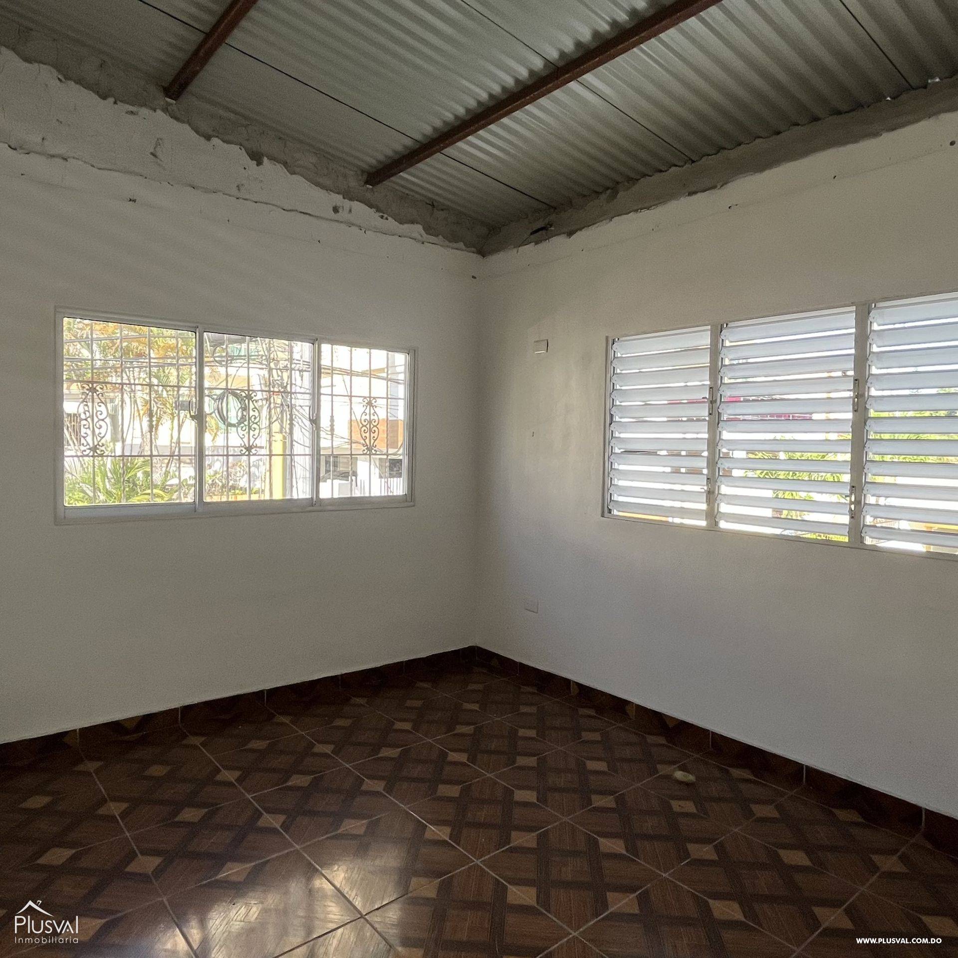 Casa para uso comercial en alquiler en Bella Vista 404855