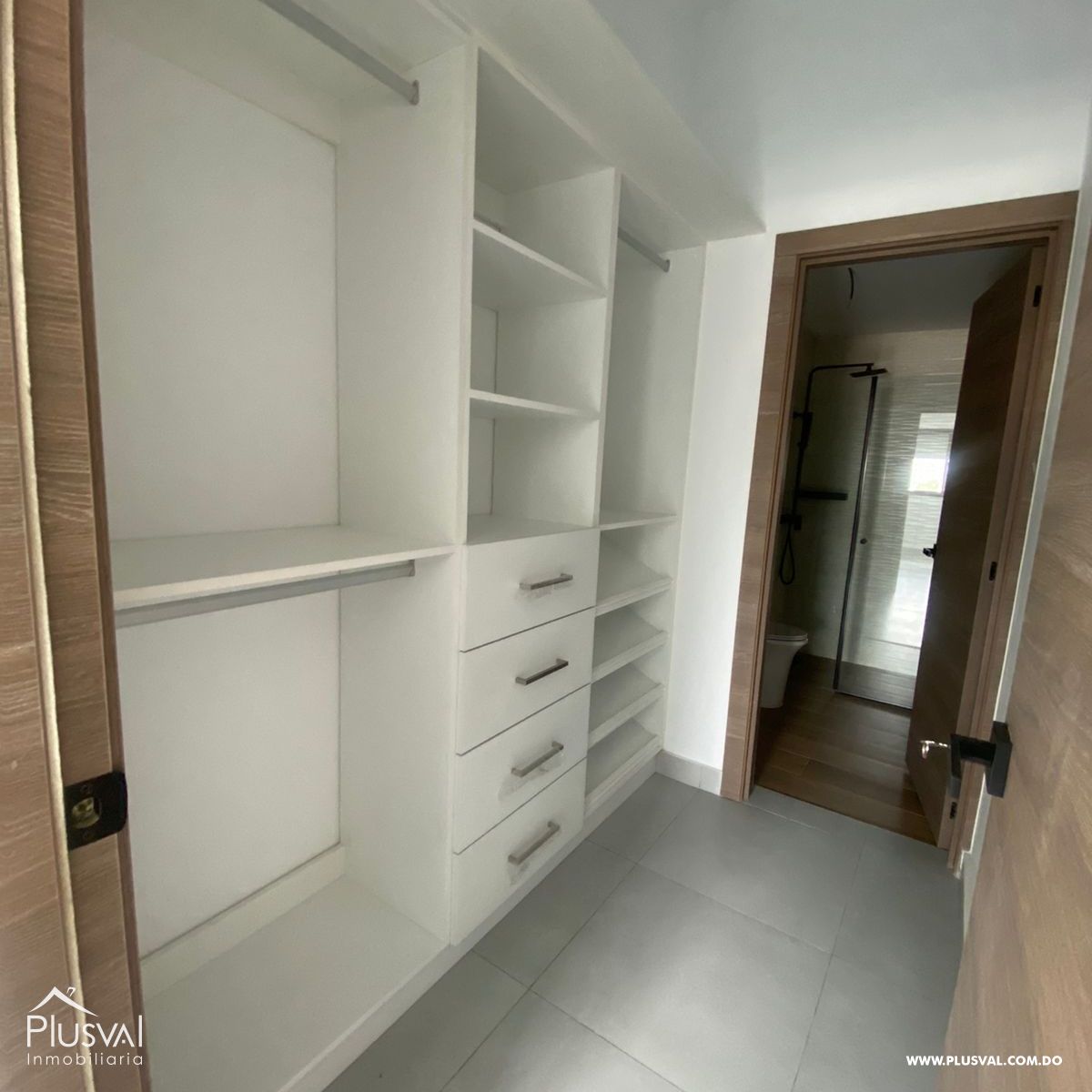 Acogedor apartamento nuevo a extrenar en Naco 436842
