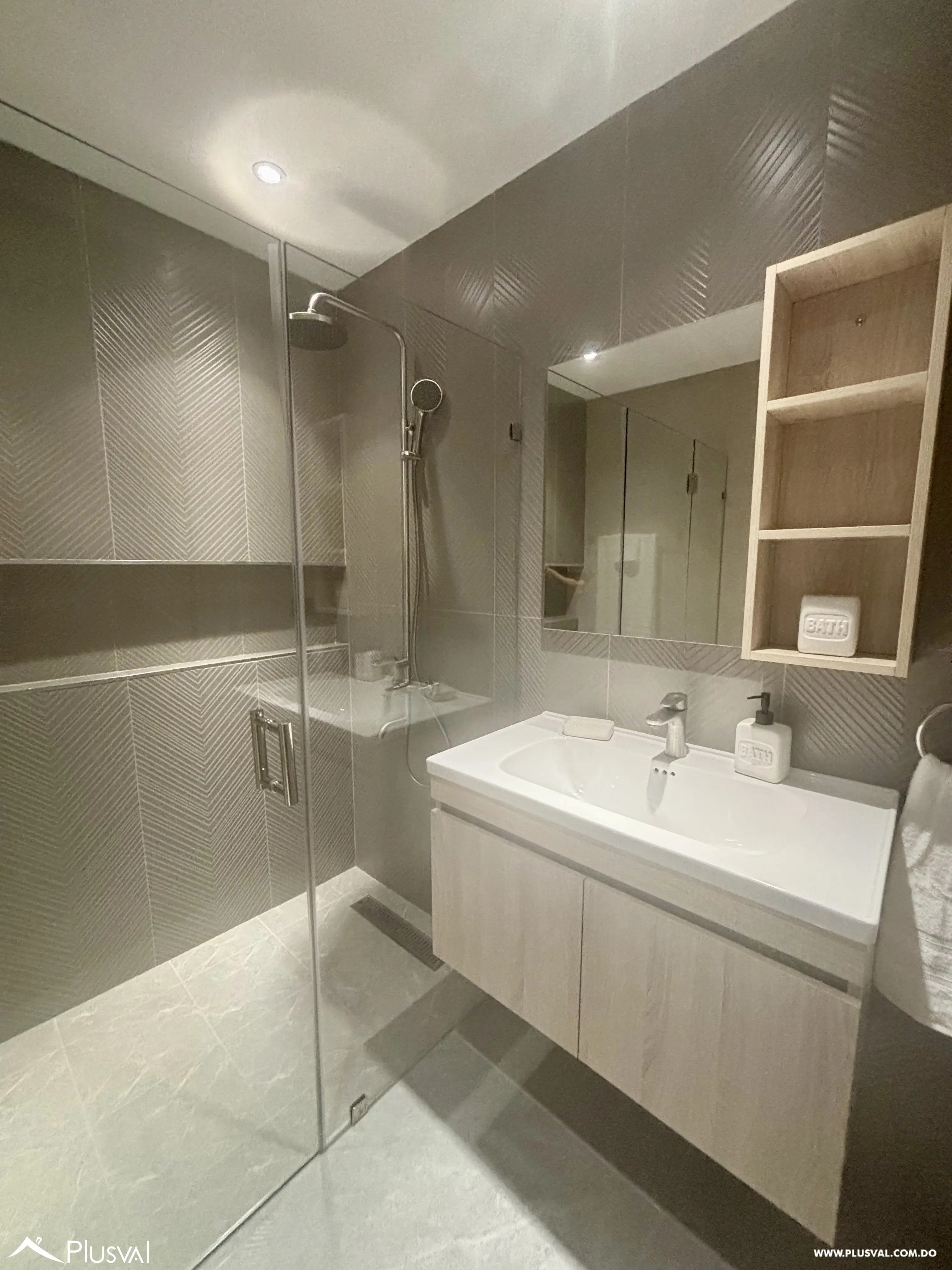 Apartamento en alquiler Amueblado en Piantini con vista a la Ciudad 525982