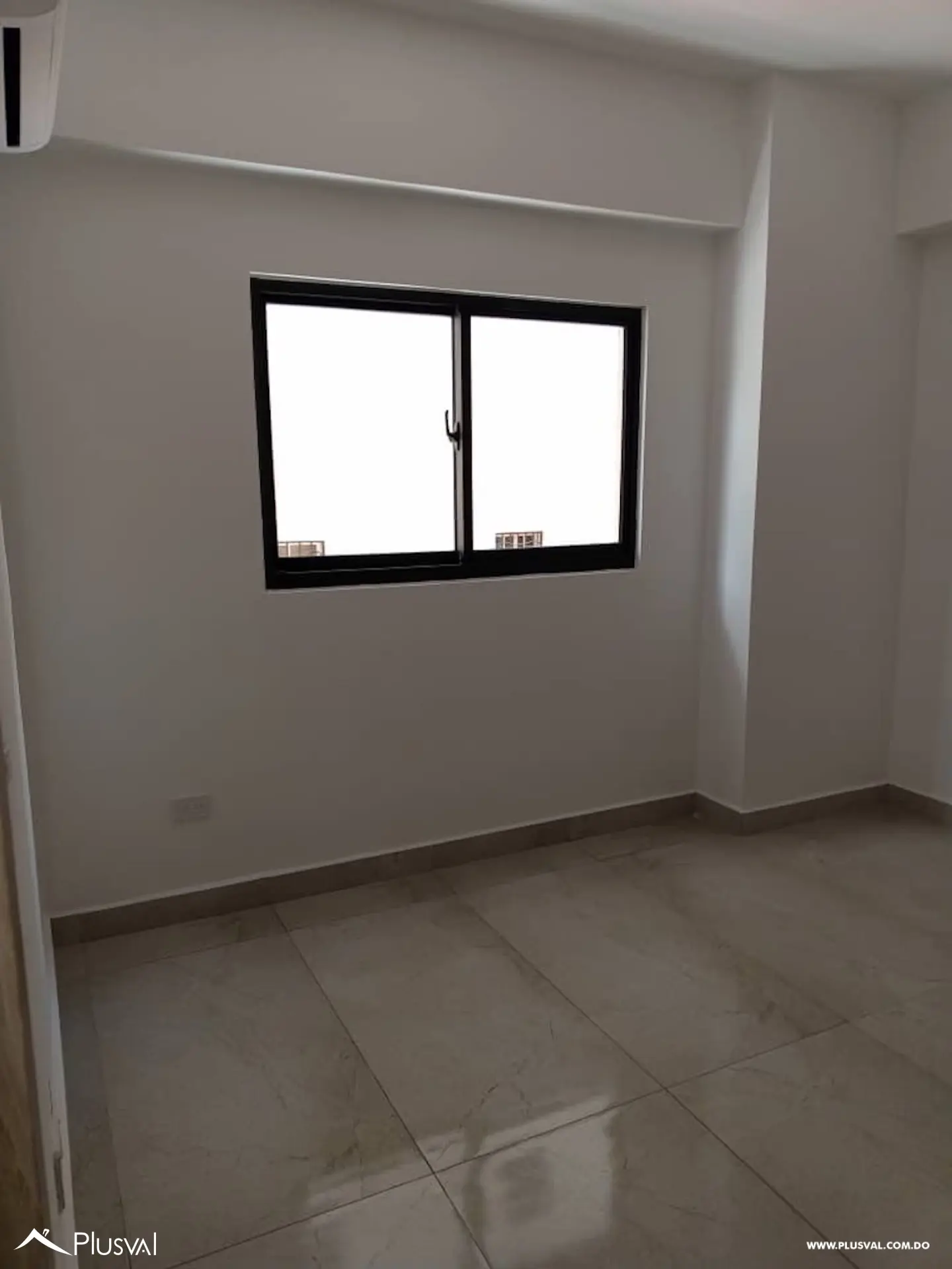 Alquilo apartamento de una habitacion en Evaristo Morales. 483178