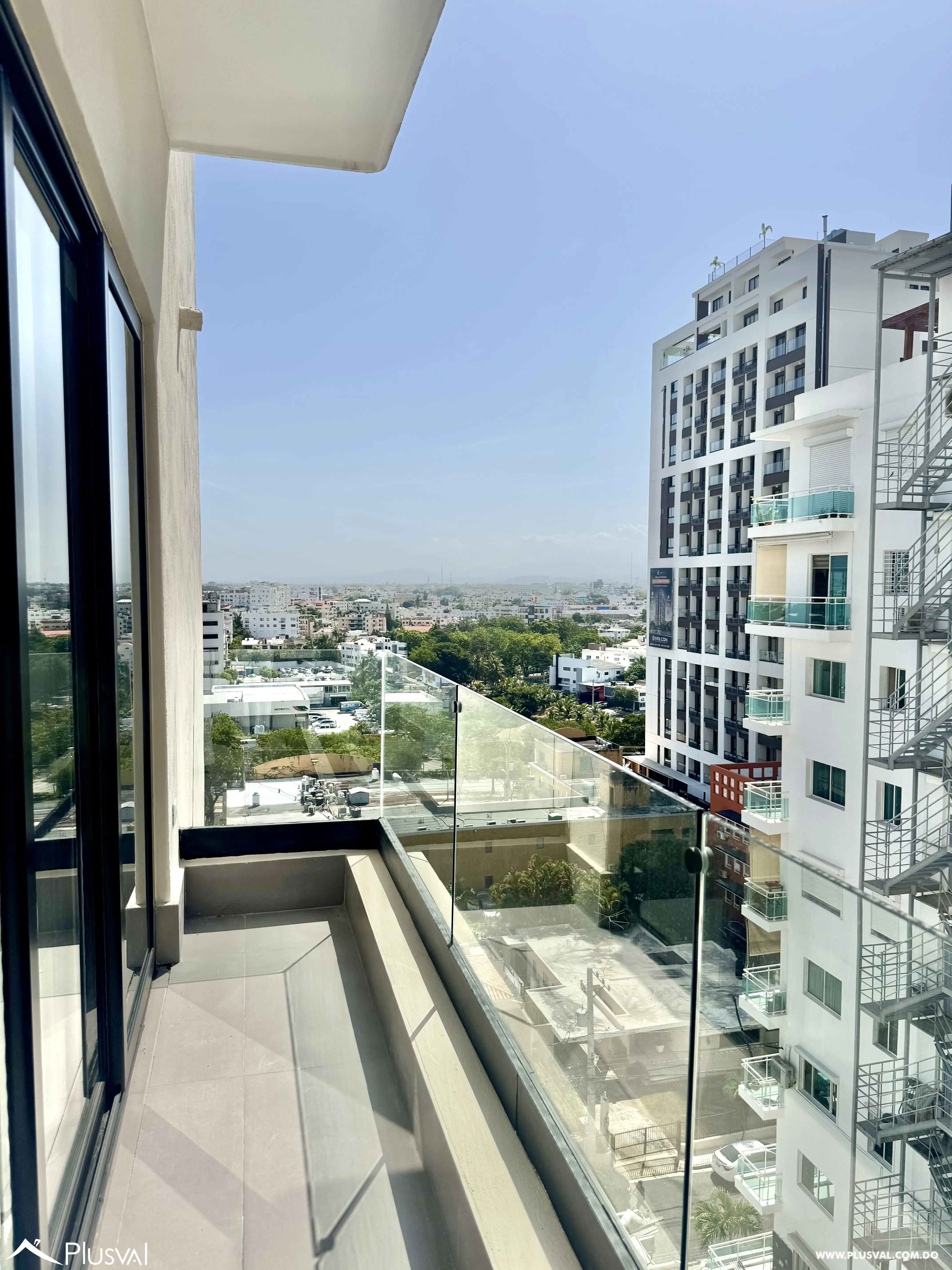 Alquilo Maravilloso Apto de 1h. en Piso Alto en Piantini 519103