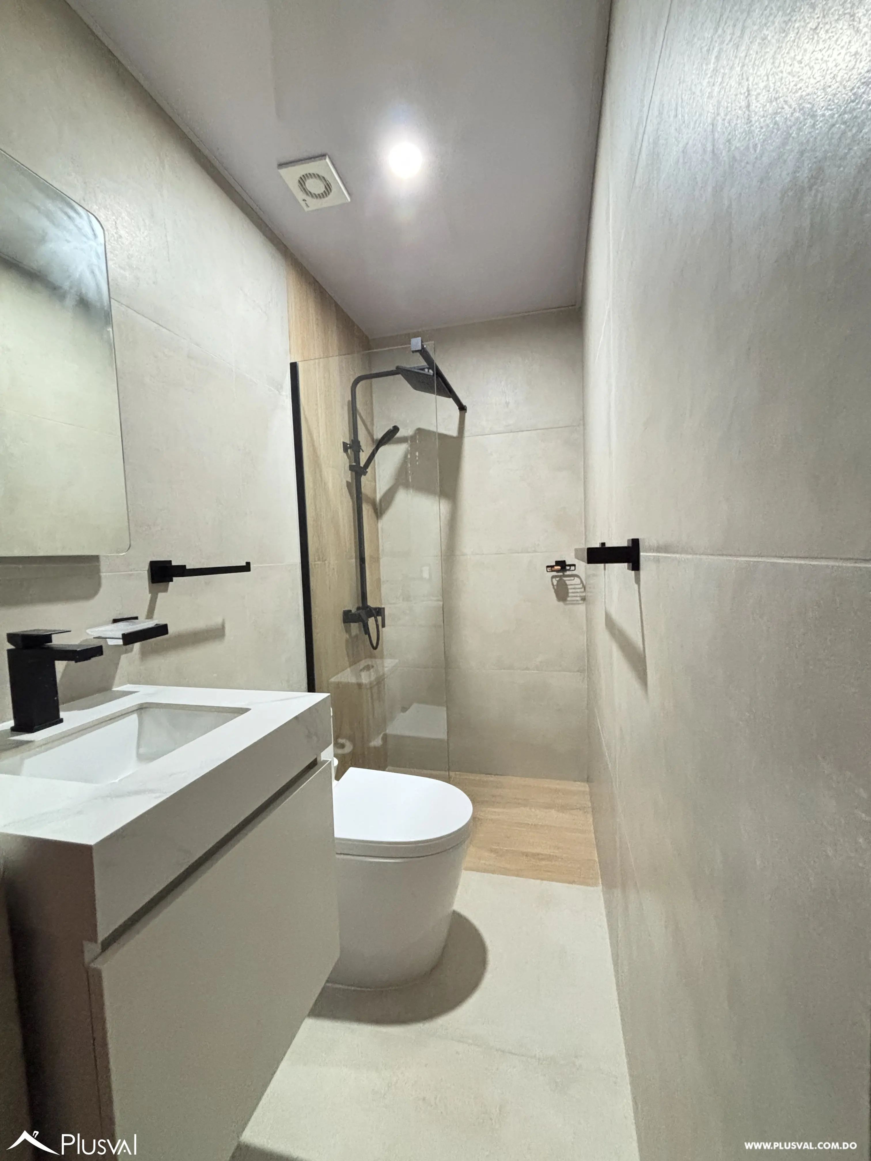 Apartamento amueblado en alquiler en Evaristo Morales 519443