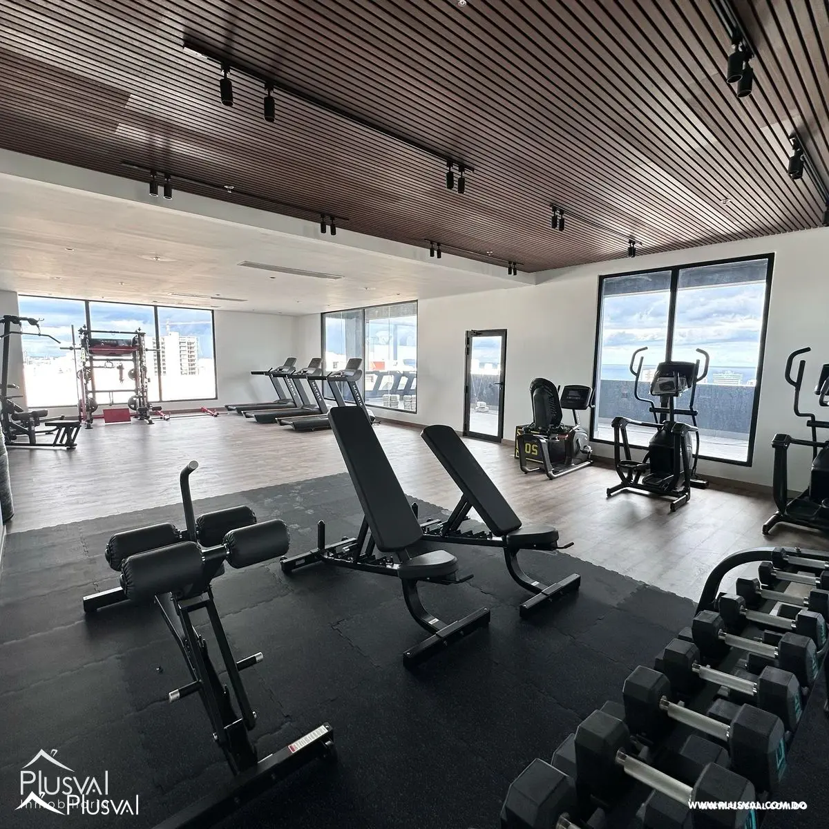 Venta de Local en Torre Corporativa de Lujo en Piantini 464674