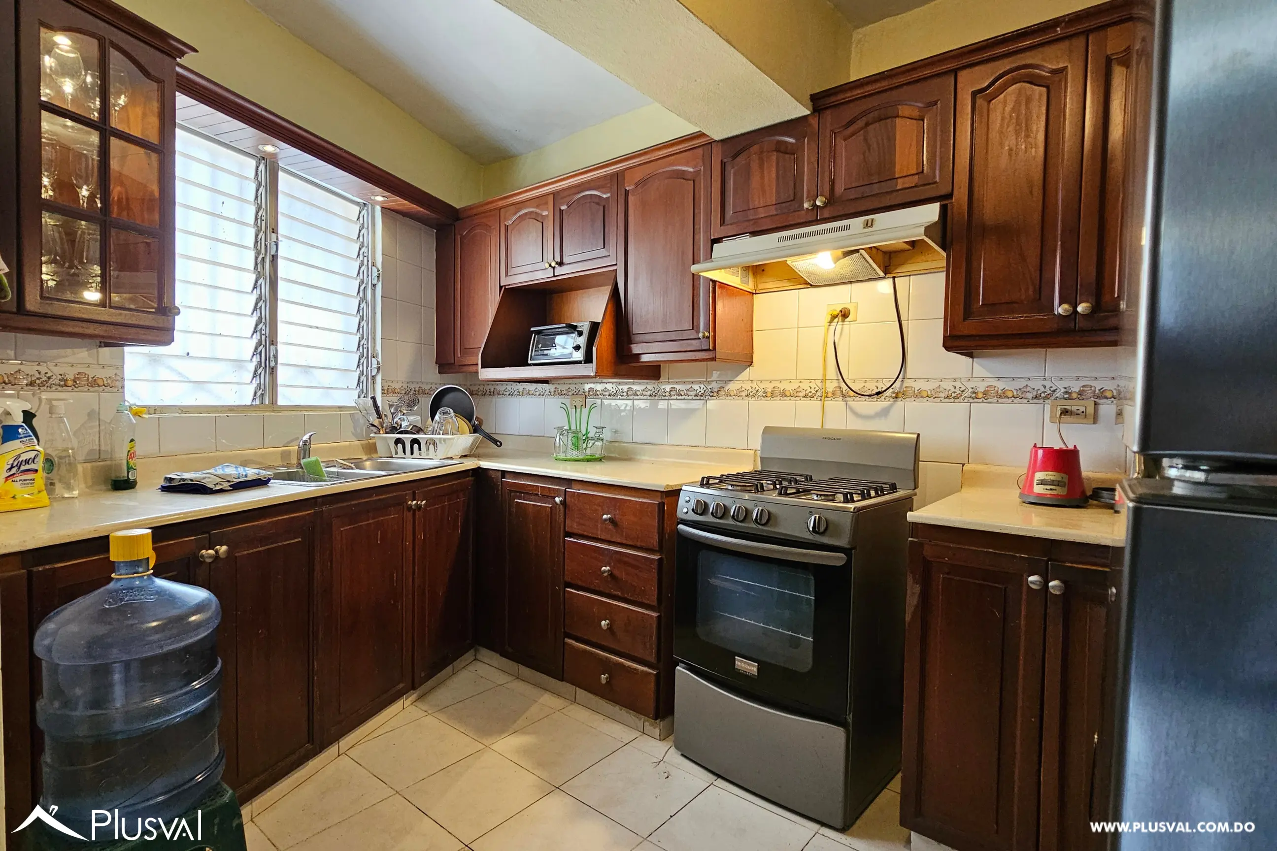 Apartamento en Venta en el Millón de 2 habitaciones y 2 parqueos 466712