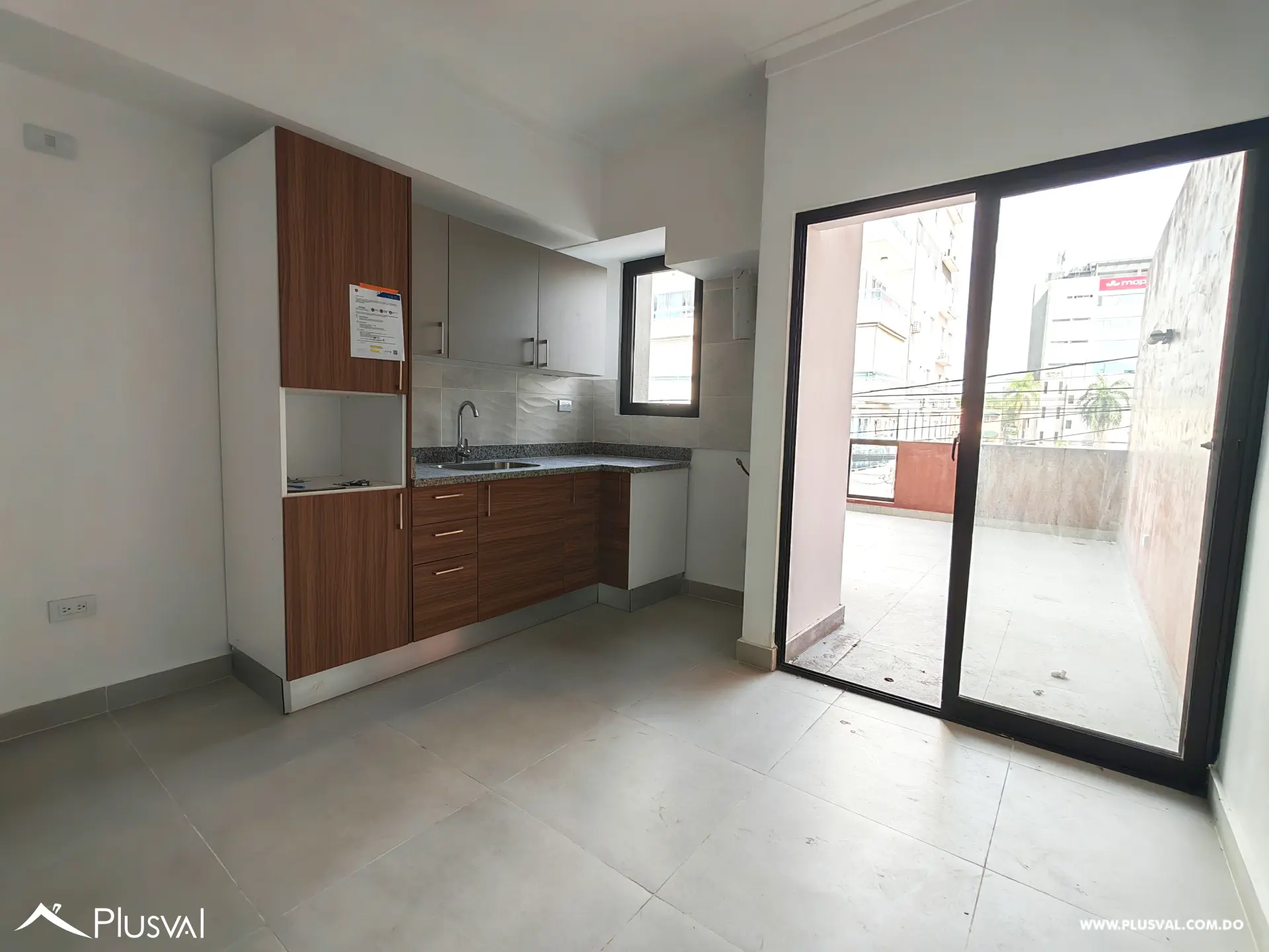 Apartamento con terraza en venta en el Vergel 527006
