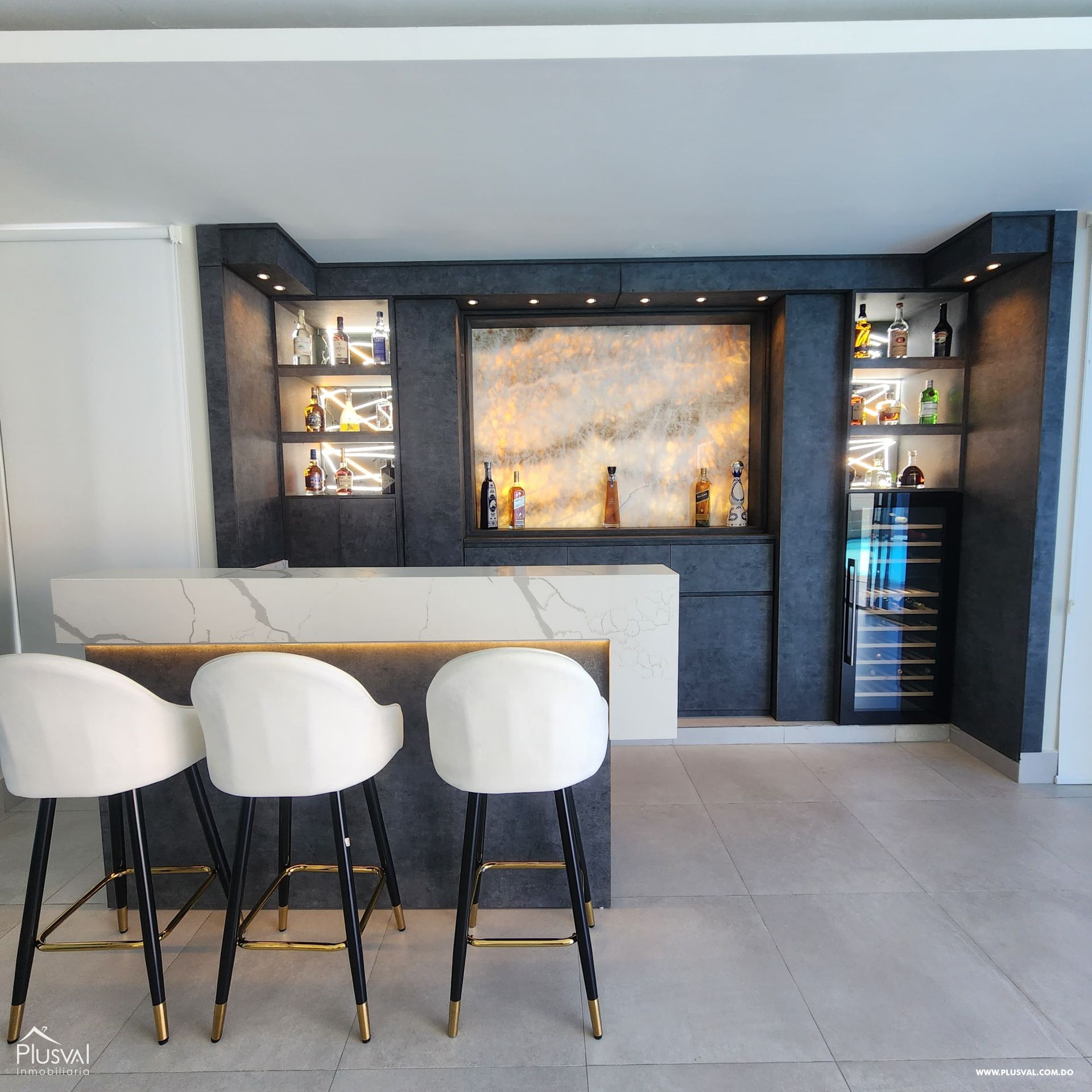 Vivienda de 2 niveles en Proyecto seguro de Santiago. 352282