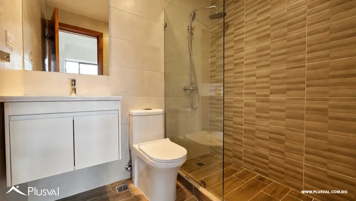 Moderno apartamento de 1 habitación con vista de revista 493329