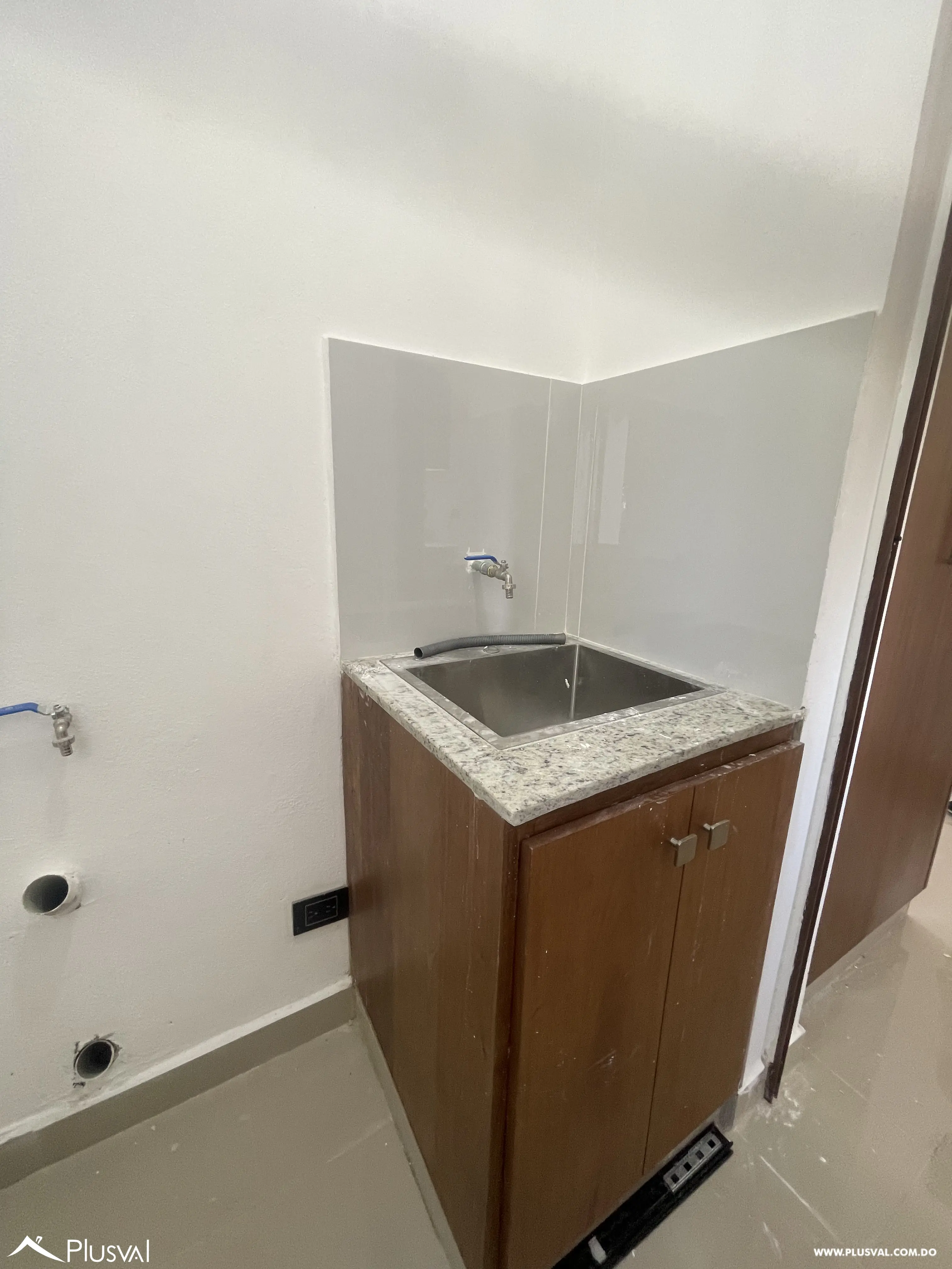 Intimo proyecto de apartamentos, en fase de terminación 533220