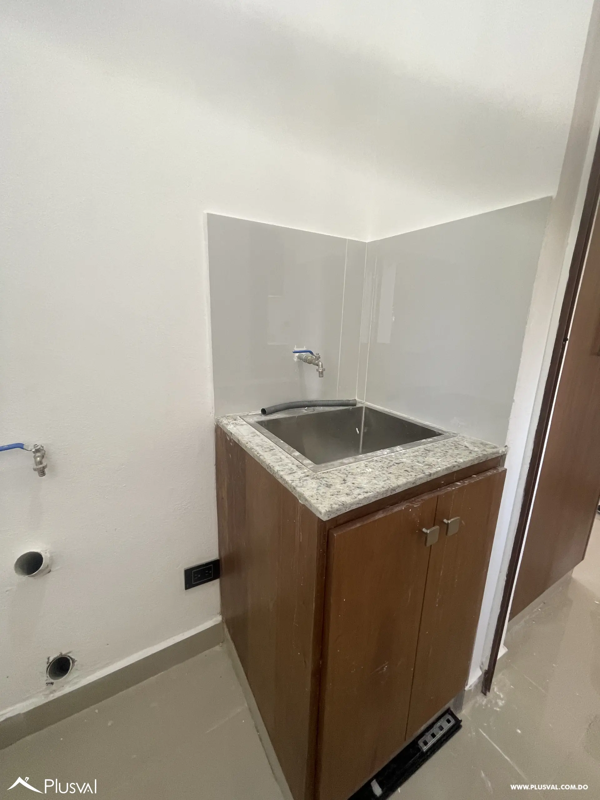 Intimo proyecto de apartamentos, en fase de terminación 533220