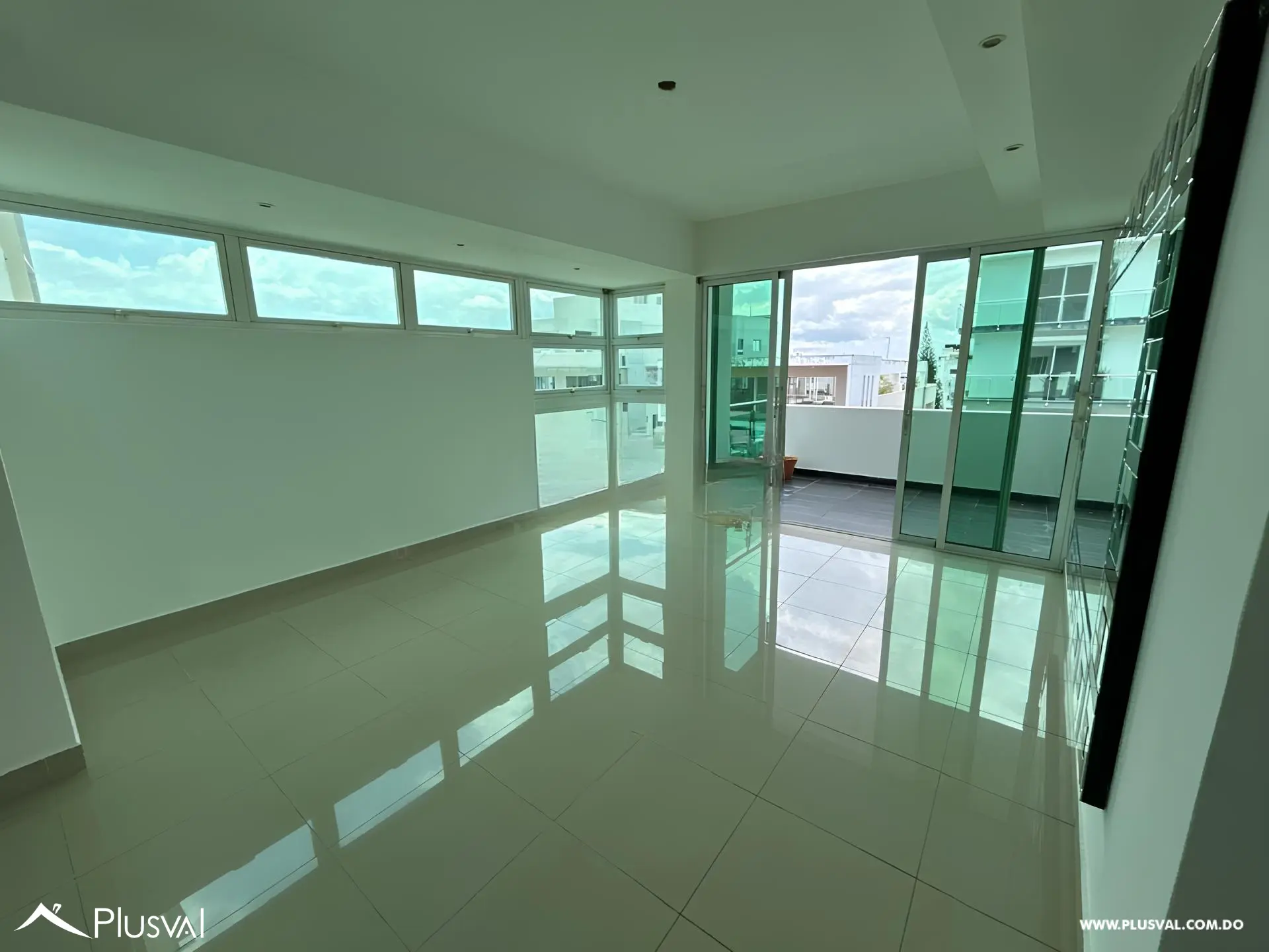 Apartamento en venta, de 3 habitaciones en el  Ens. Paraíso. 507134