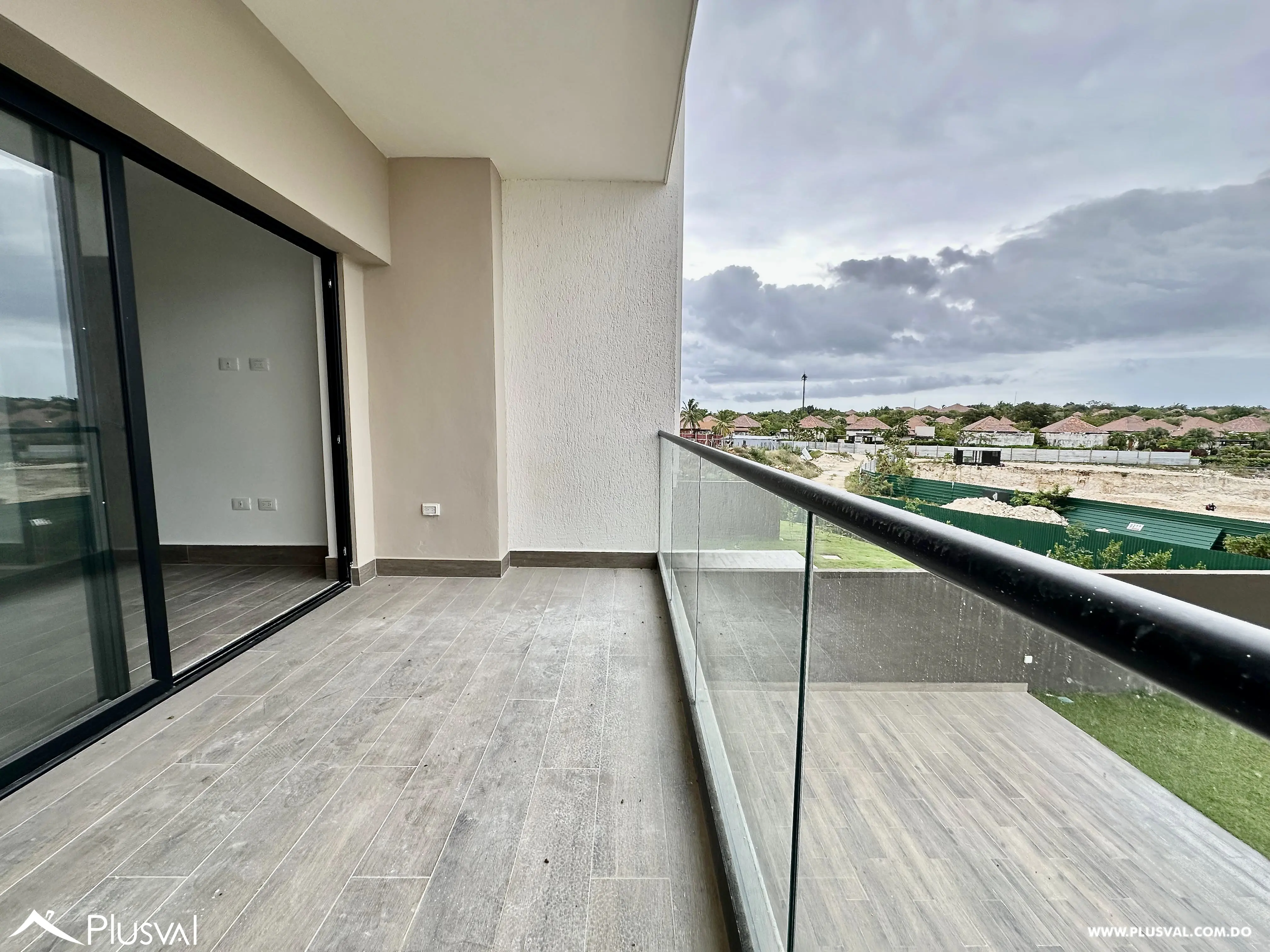 Apartamento con linea blanca en venta con finas terminaciones ,en Cap Cana. 460777