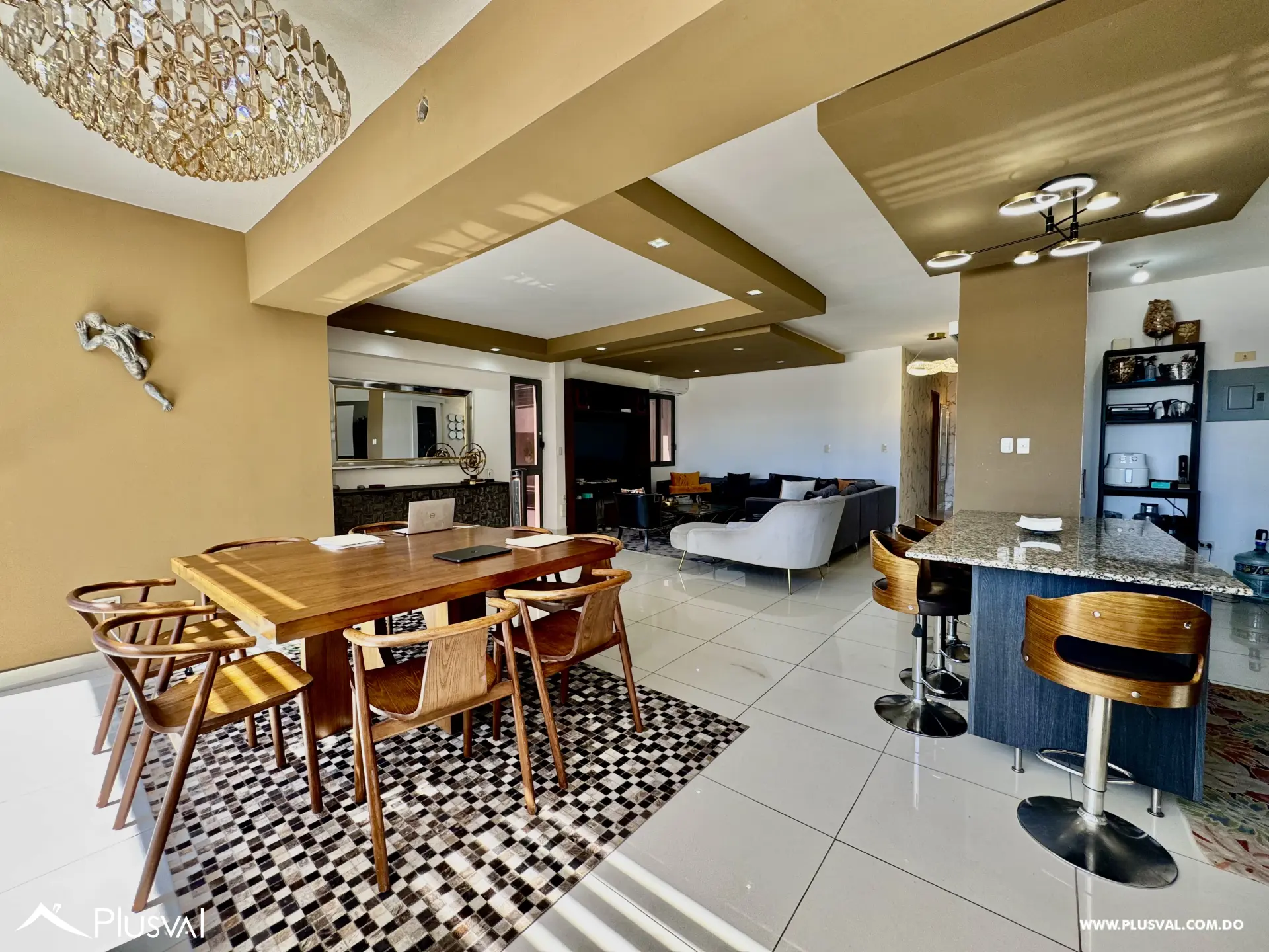 Vendo Hermoso Apartamento en Evaristo Morales 483527
