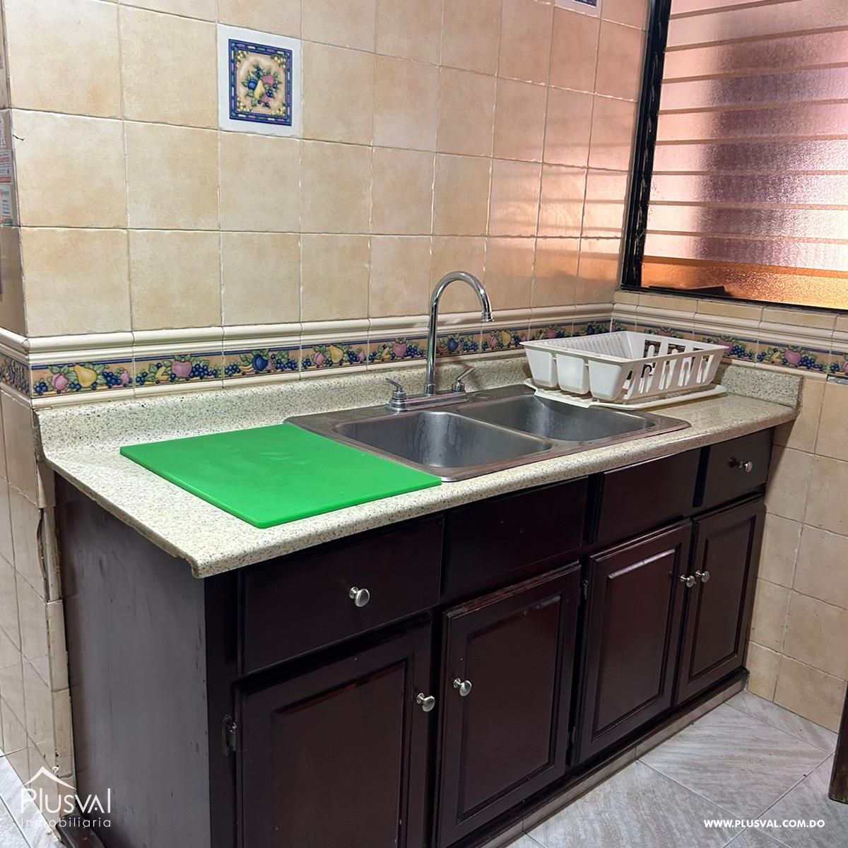 Alquiler de Apartamento Clásico de 3 Habitaciones Amueblado en Piantini 504783