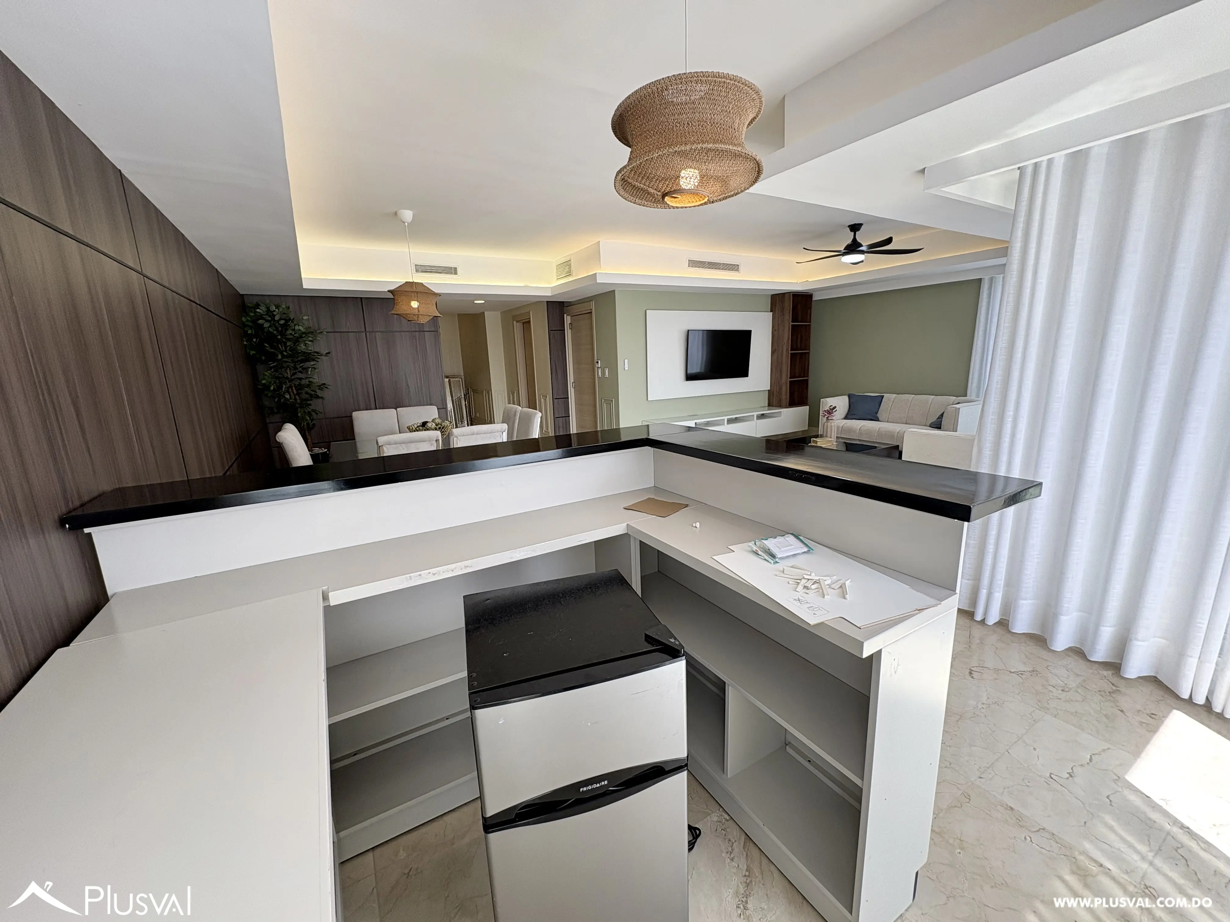 Apartamento en alquiler amueblado de 3 habitaciones y 3.5 baños en Piantini 467332