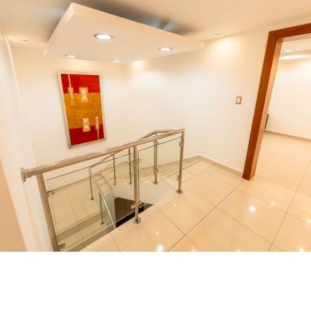 Local comercial / Oficina en Alquiler  en El Vergel 503361