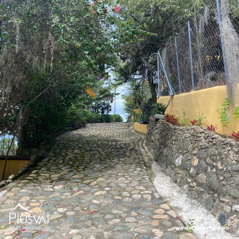 Cabaña La Paz en venta con vista impresionante 322544