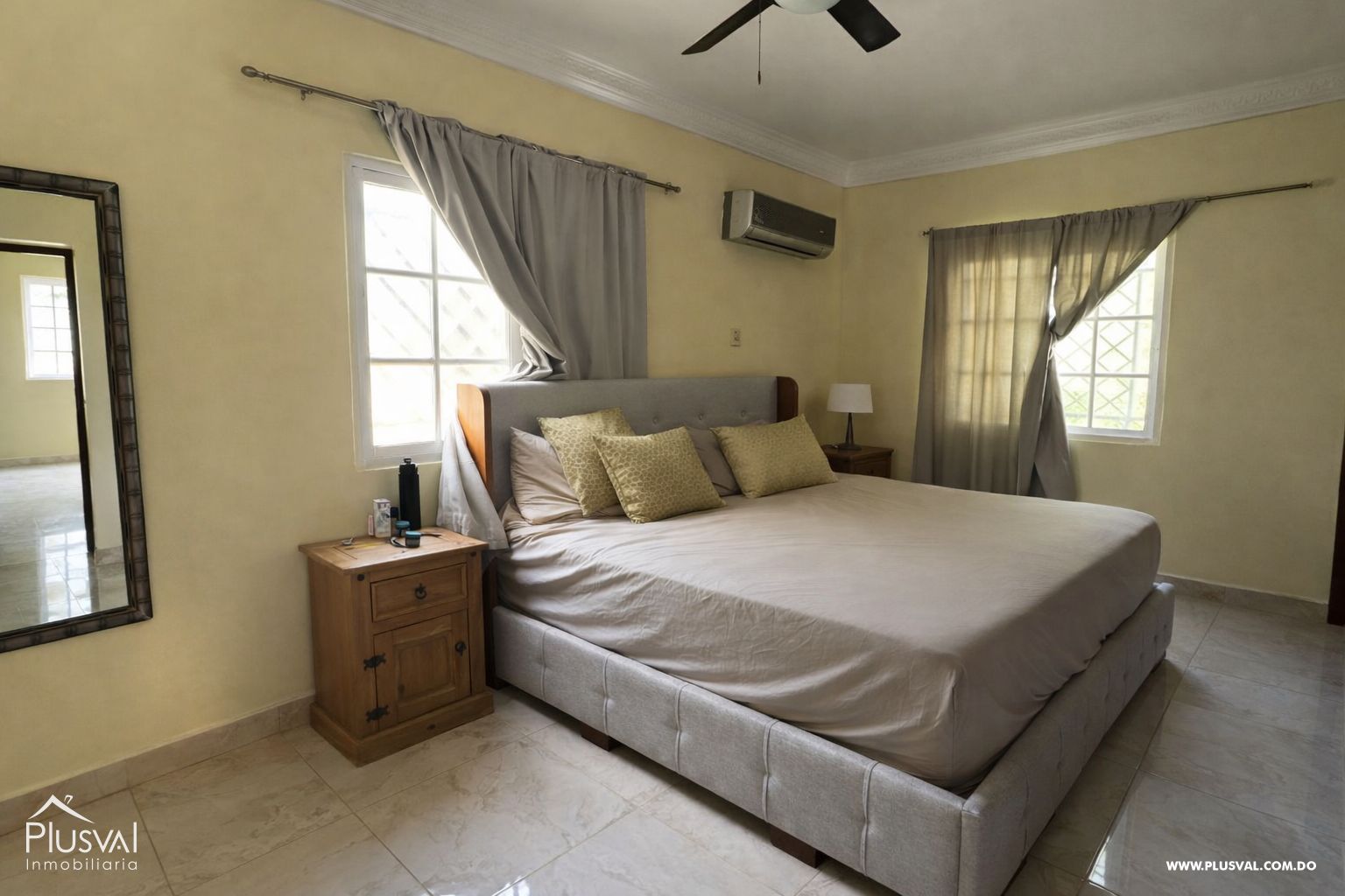 Casa de amplia con Piscina a 3 Minutos del Próximo City Center 498896