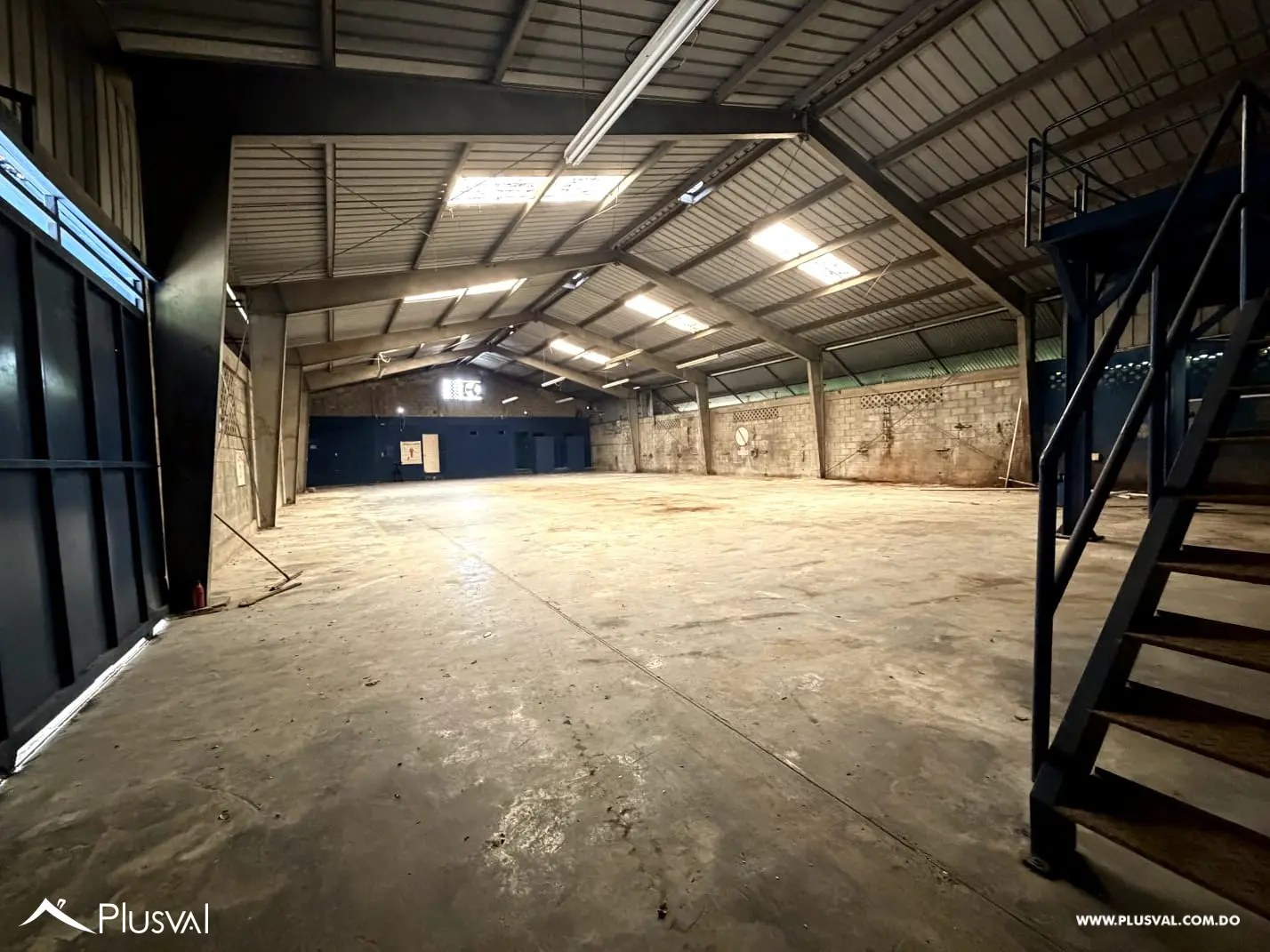 Alquiler Nave Industrial - Madre Vieja Norte, San Cristobal 504131